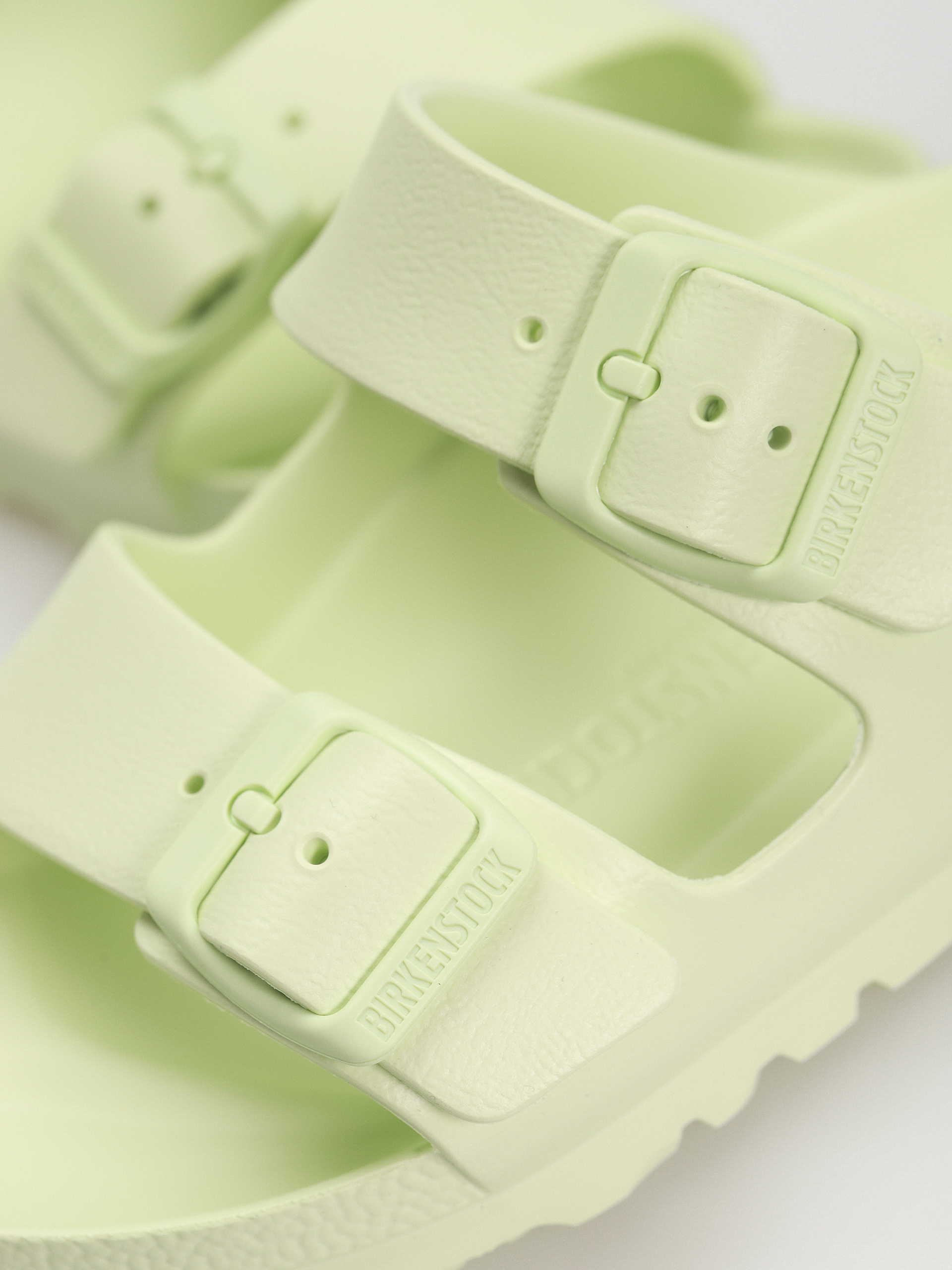 Plážovky Birkenstock Arizona Essentials EVA Narrow Wmn (faded lime)