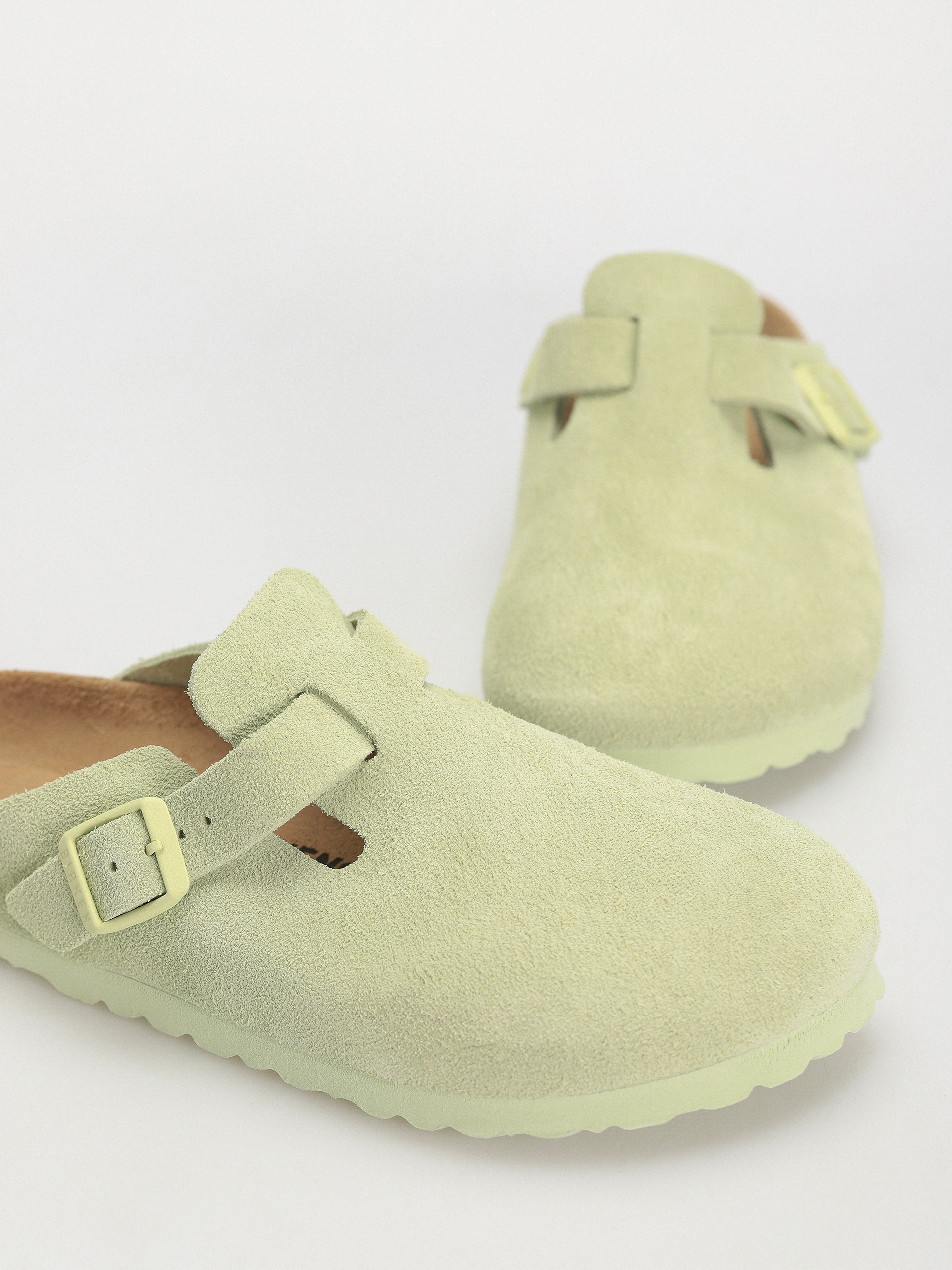 Plážovky Birkenstock Boston Suede Leather Narrow Wmn (faded lime)