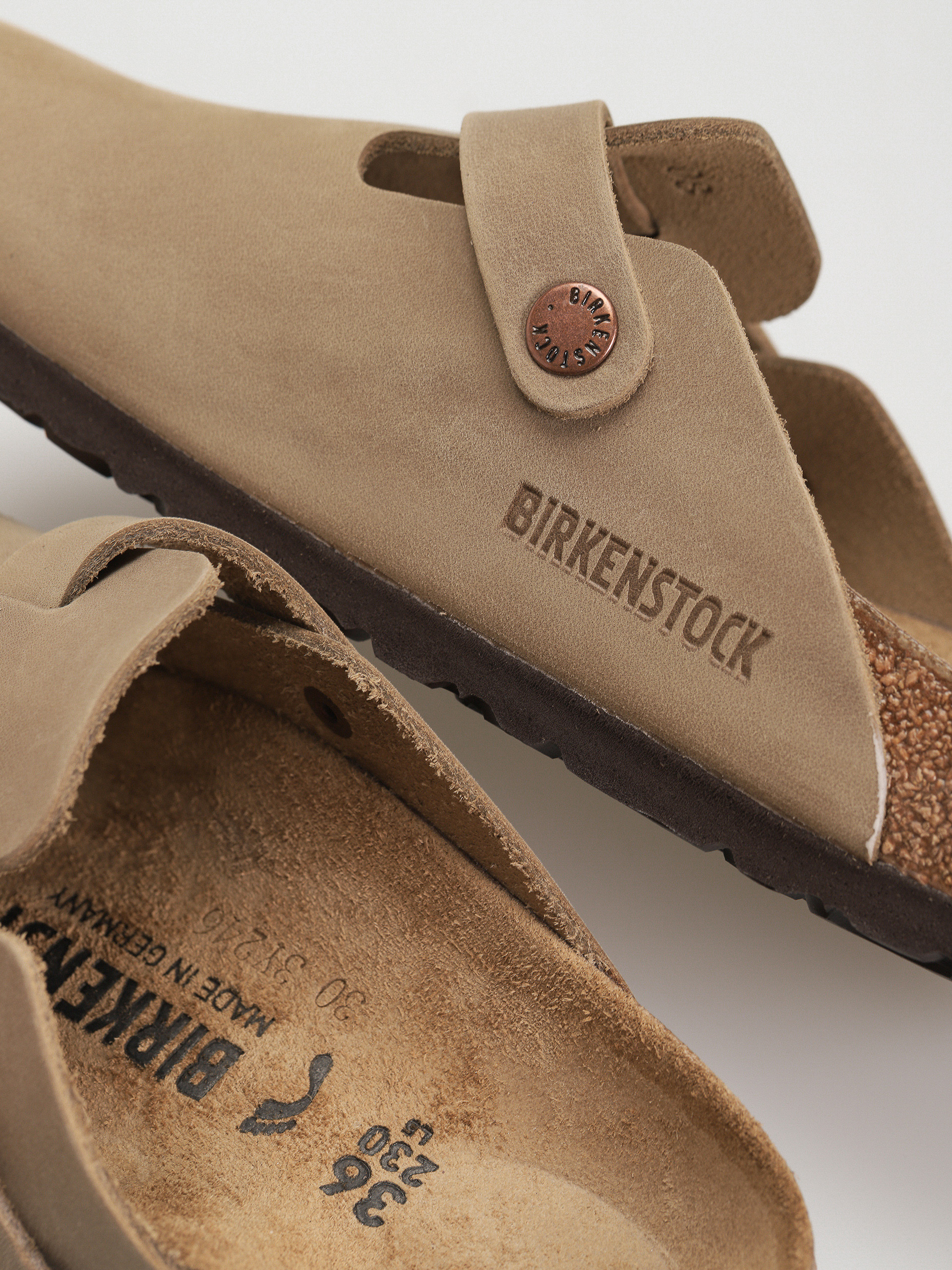 Plážovky Birkenstock Boston Oiled Leather Narrow Wmn (tobacco brown)