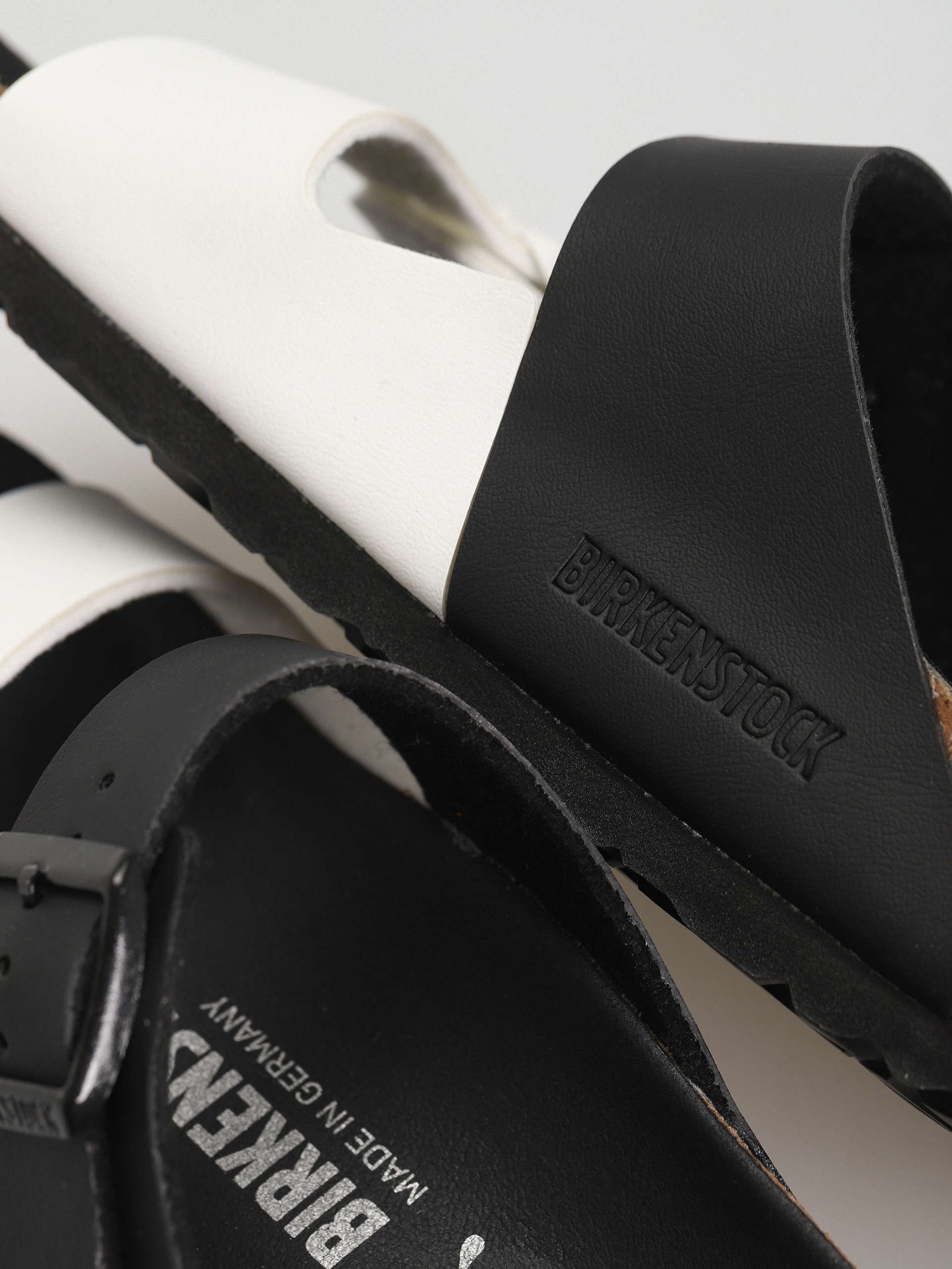 Plážovky Birkenstock Arizona Birko Flor Narrow Wmn (black/white)