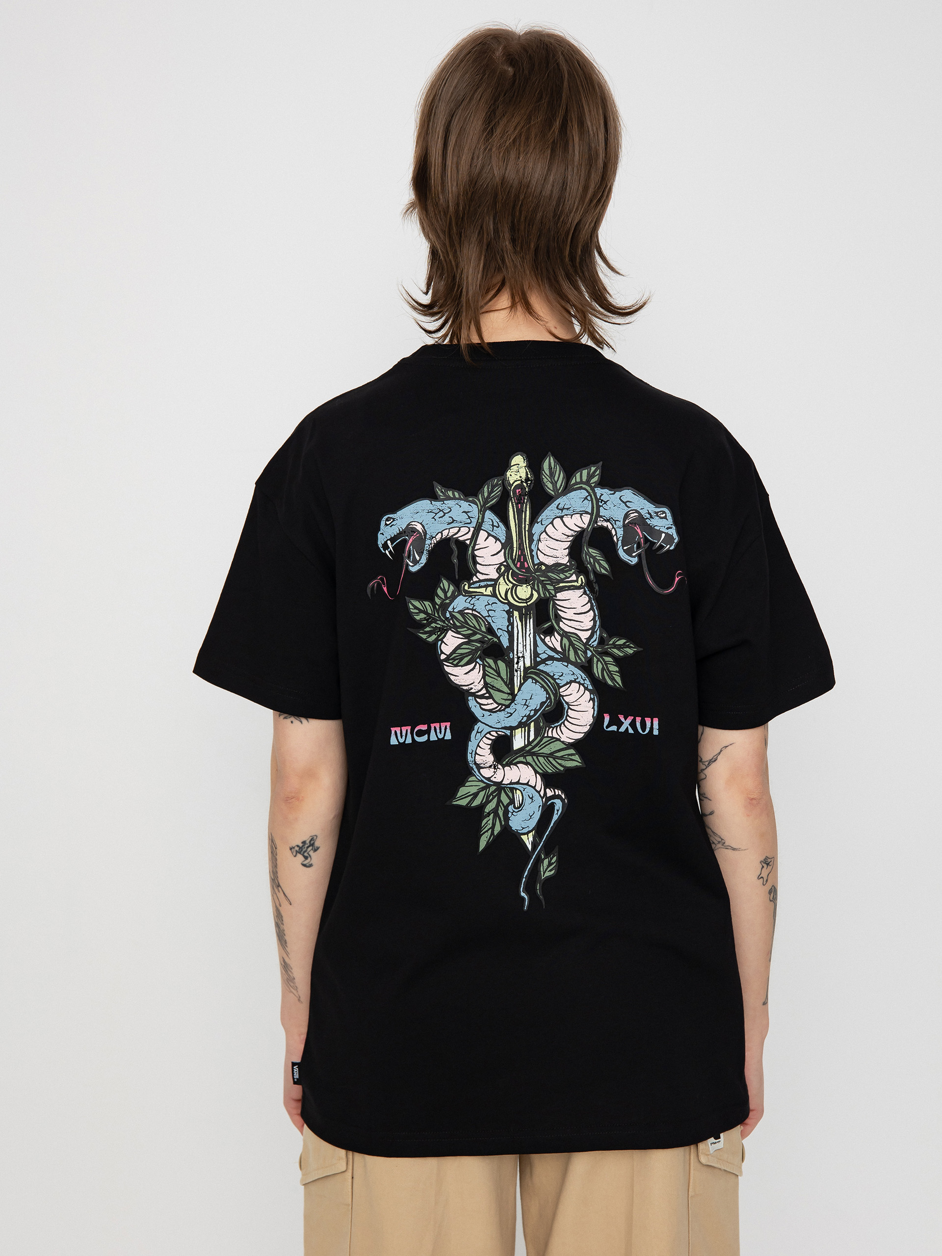 Tričko Vans Outdoor Abduction Oversized Wmn (black)