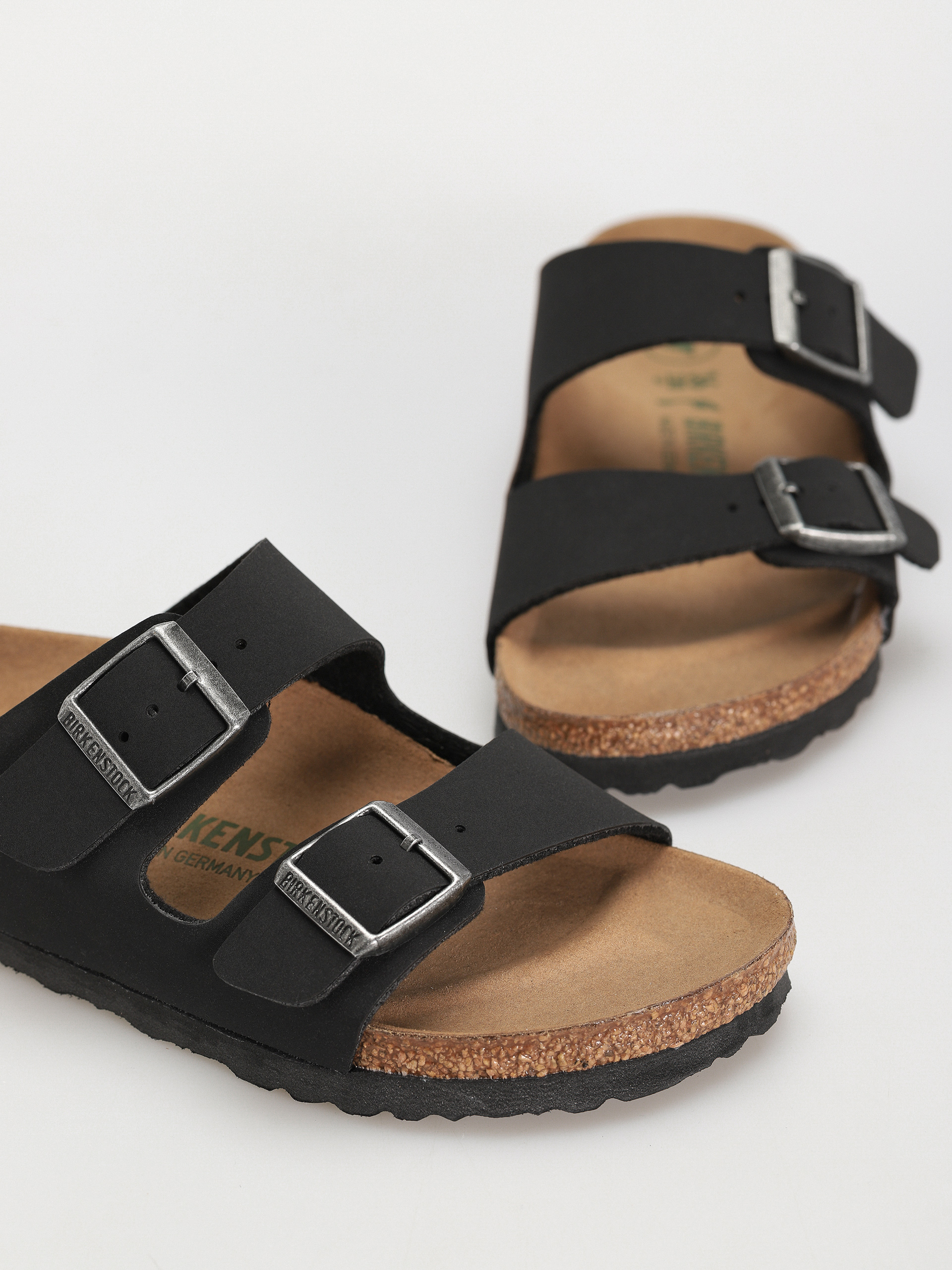Plážovky Birkenstock Arizona Birko Flor Nubuck Narrow Wmn (black)