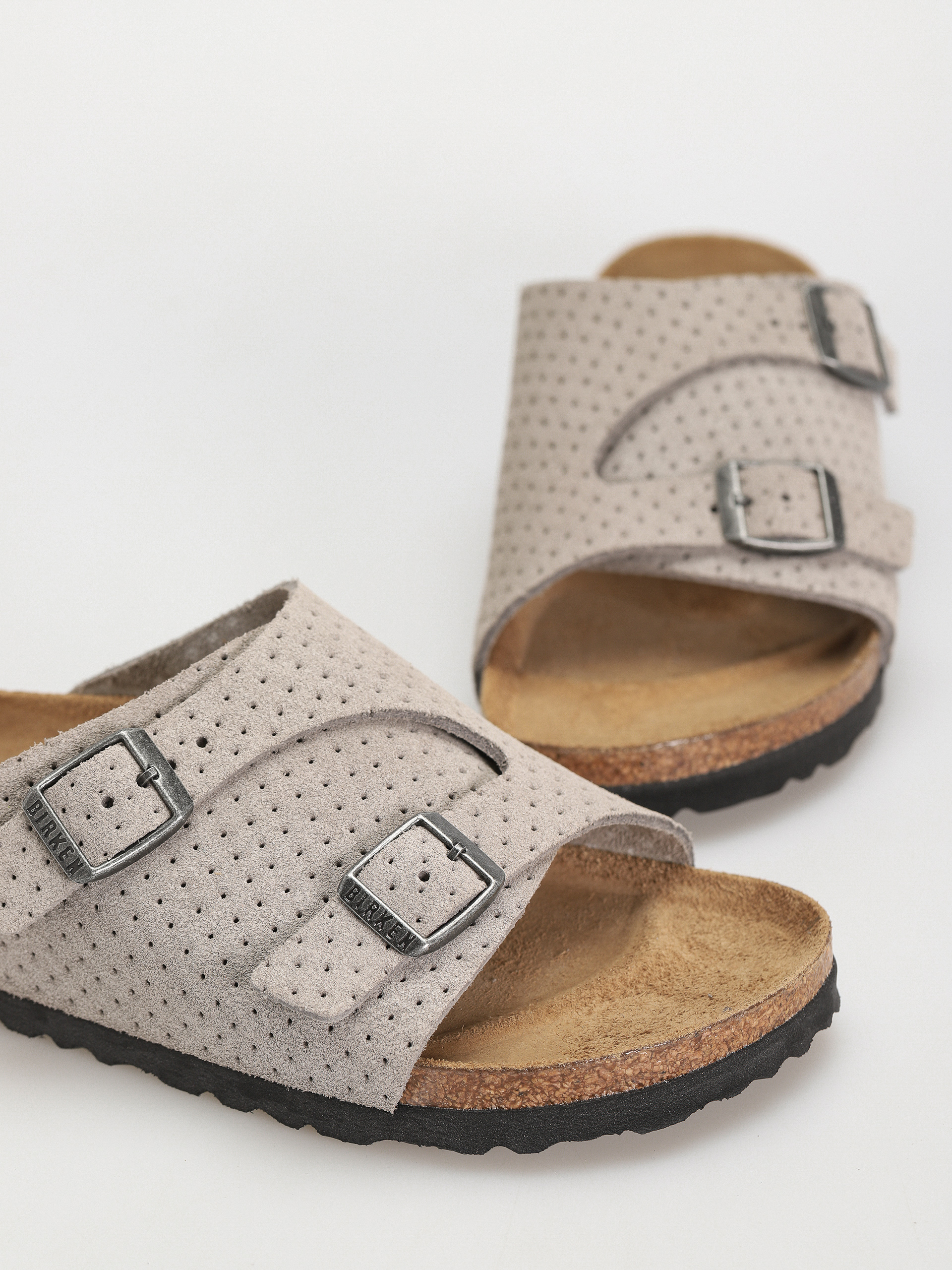 Plážovky Birkenstock Zurich Suede Embossed Narrow Wmn (emboss dots stone coin)