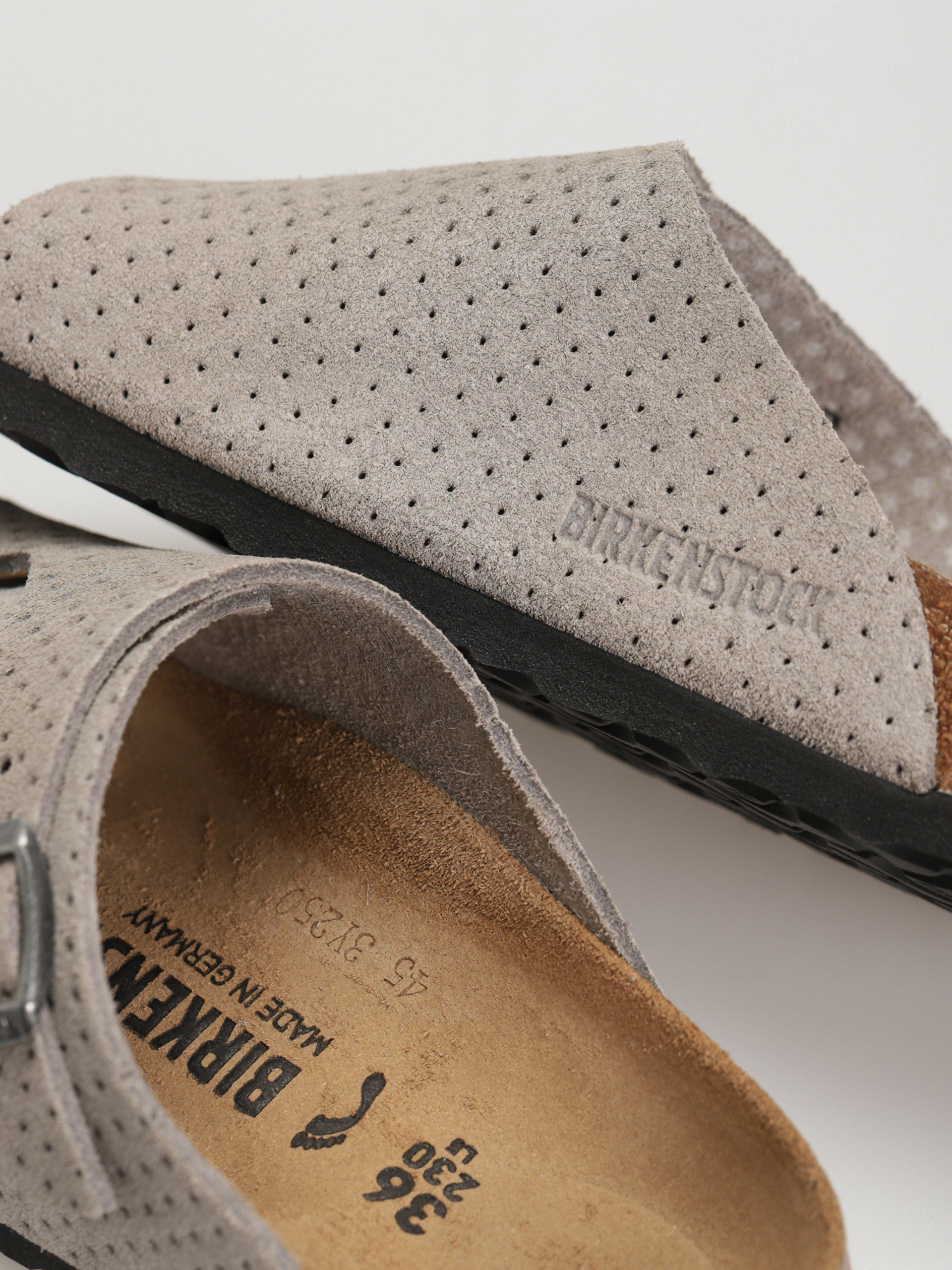 Plážovky Birkenstock Zurich Suede Embossed Narrow Wmn (emboss dots stone coin)