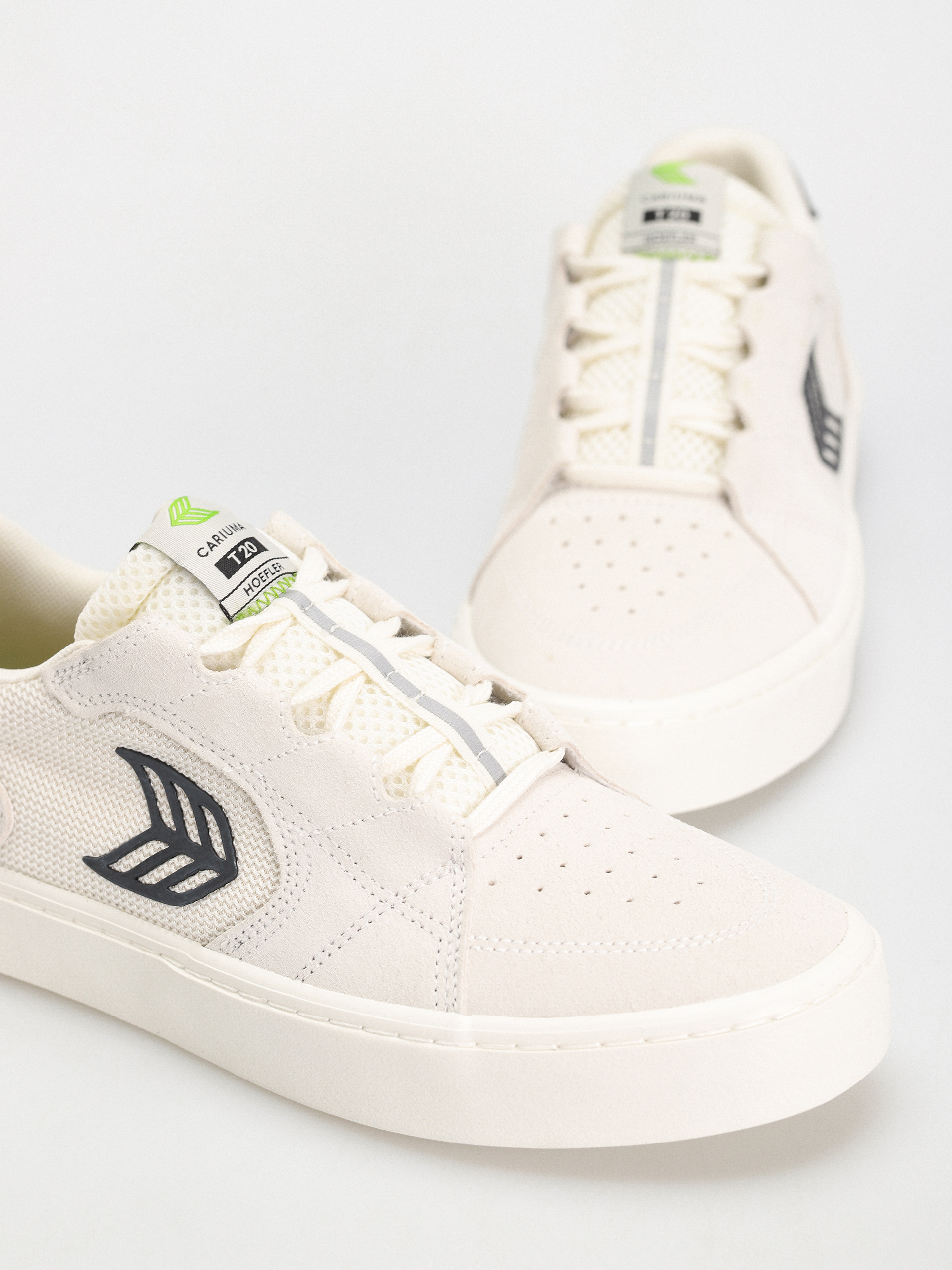 Boty Cariuma T20 Pro (off white vintage/black)