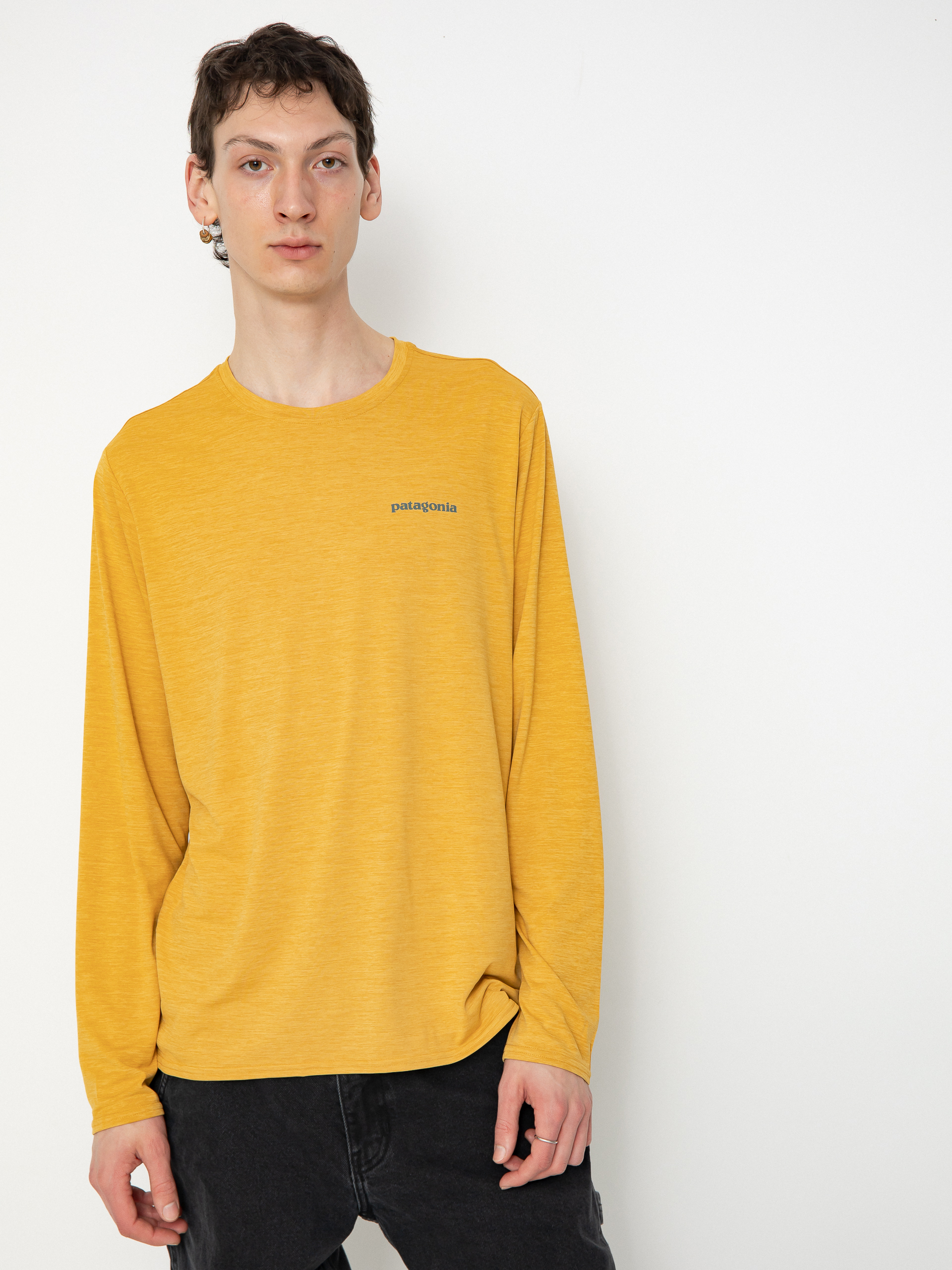 Triko Patagonia Cap Cool Daily Graphic (boardshort logo pufferfish gold x-dye)