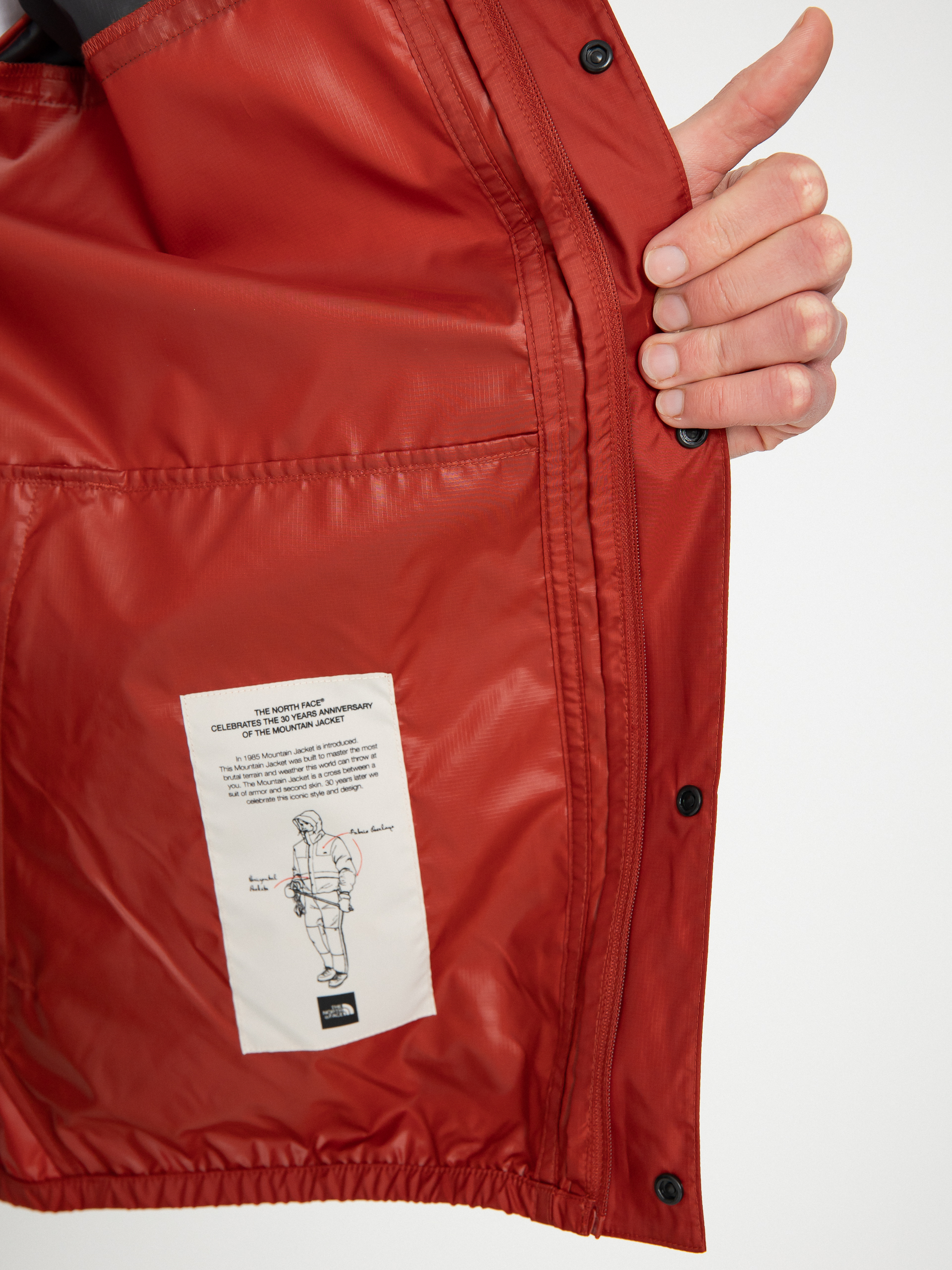 Bunda The North Face Seasonal Mountain (iron red)