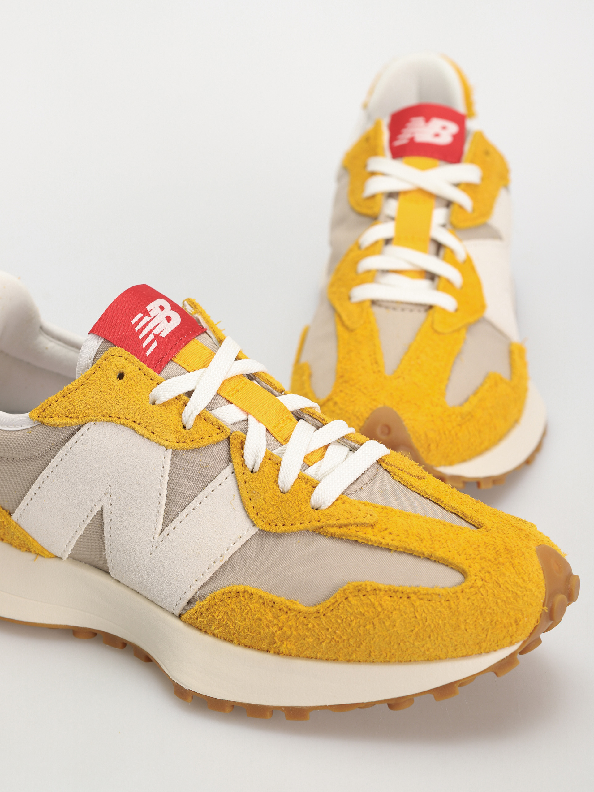 Boty New Balance 327 (varsity gold)
