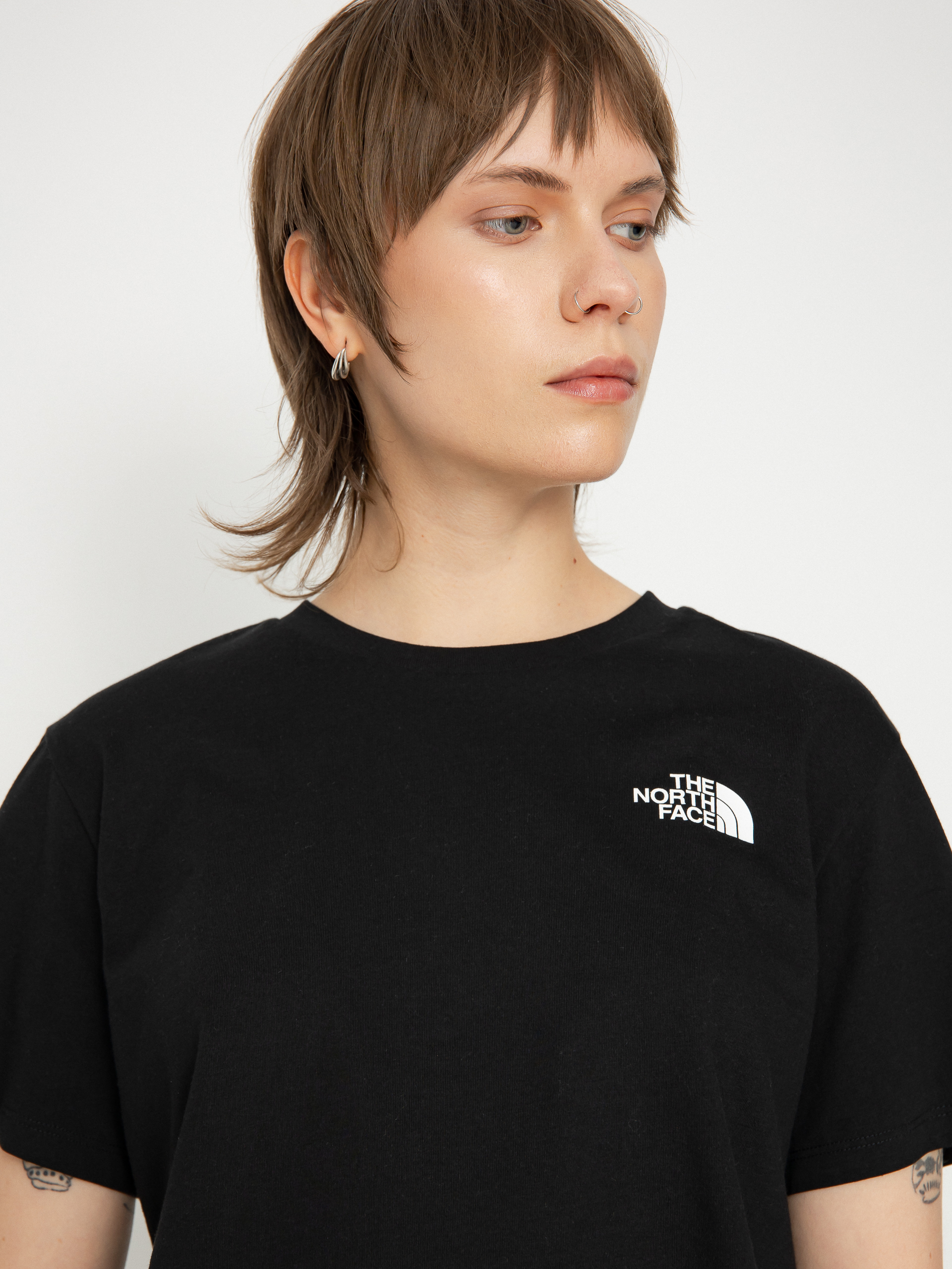 Tričko The North Face Simple Dome Cropped Slim Wmn (tnf black)