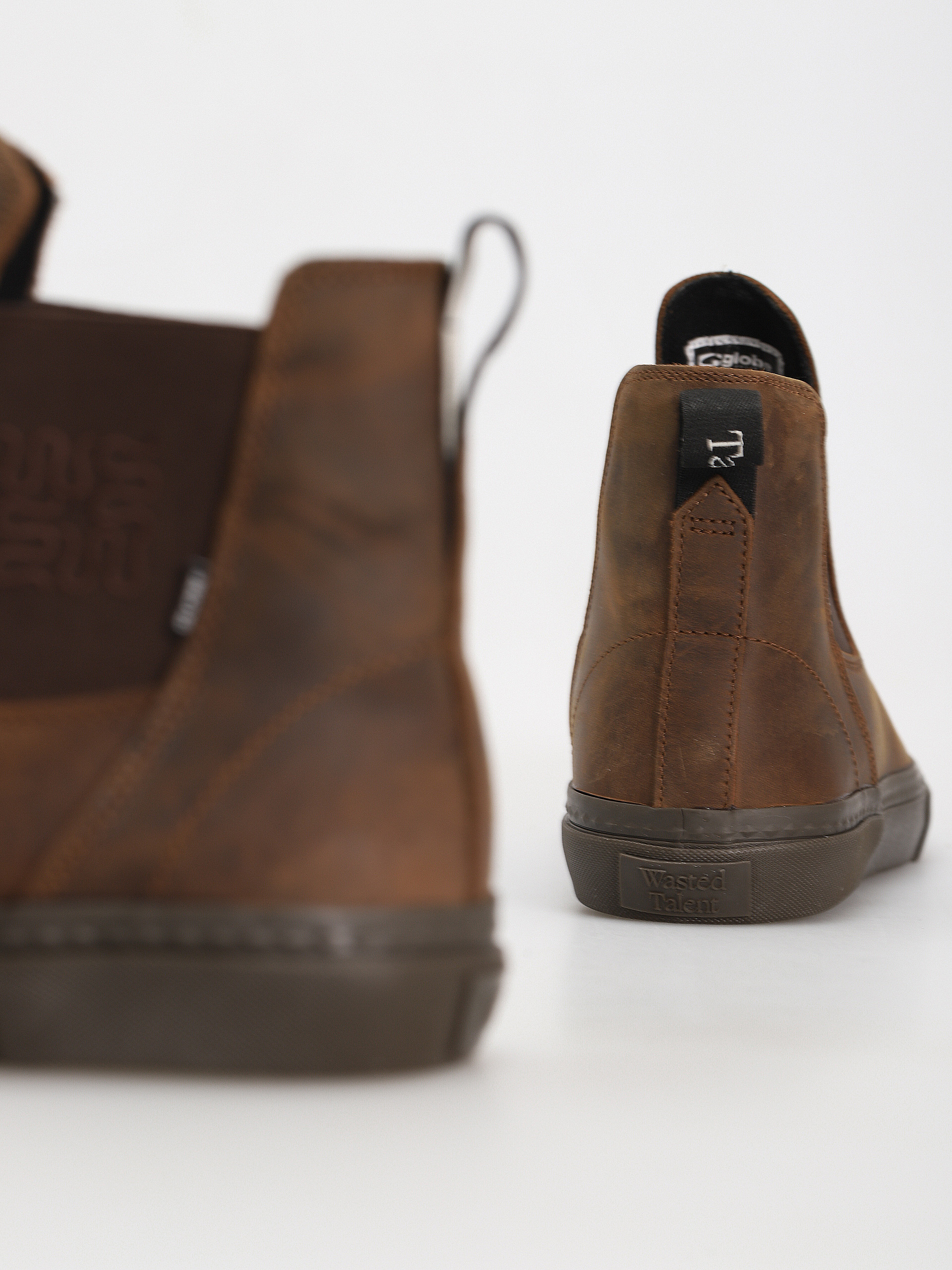 Boty Globe Dover II (dark brown/wasted talent)