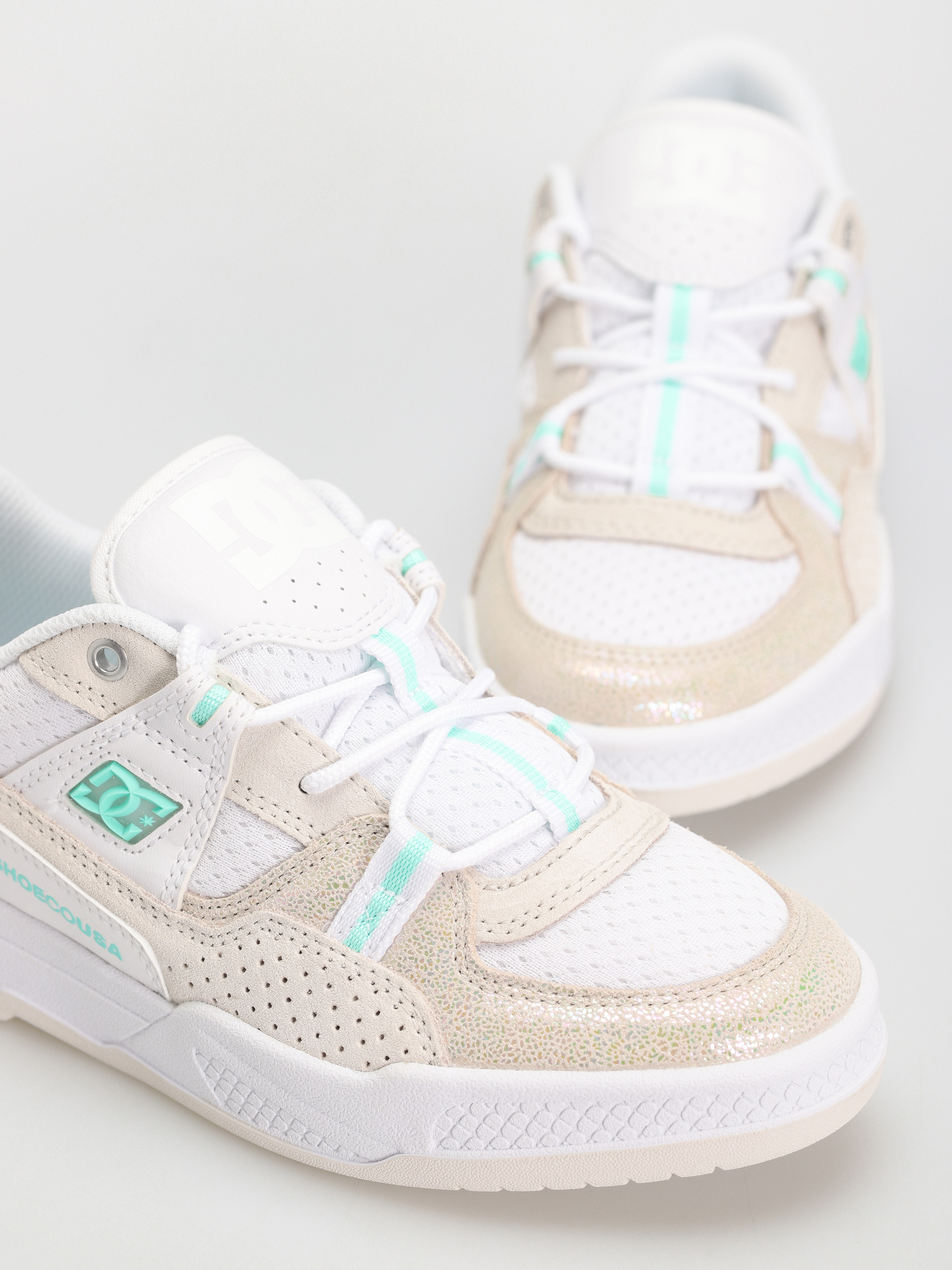 Boty DC Construct Wmn (white/white/monogram)