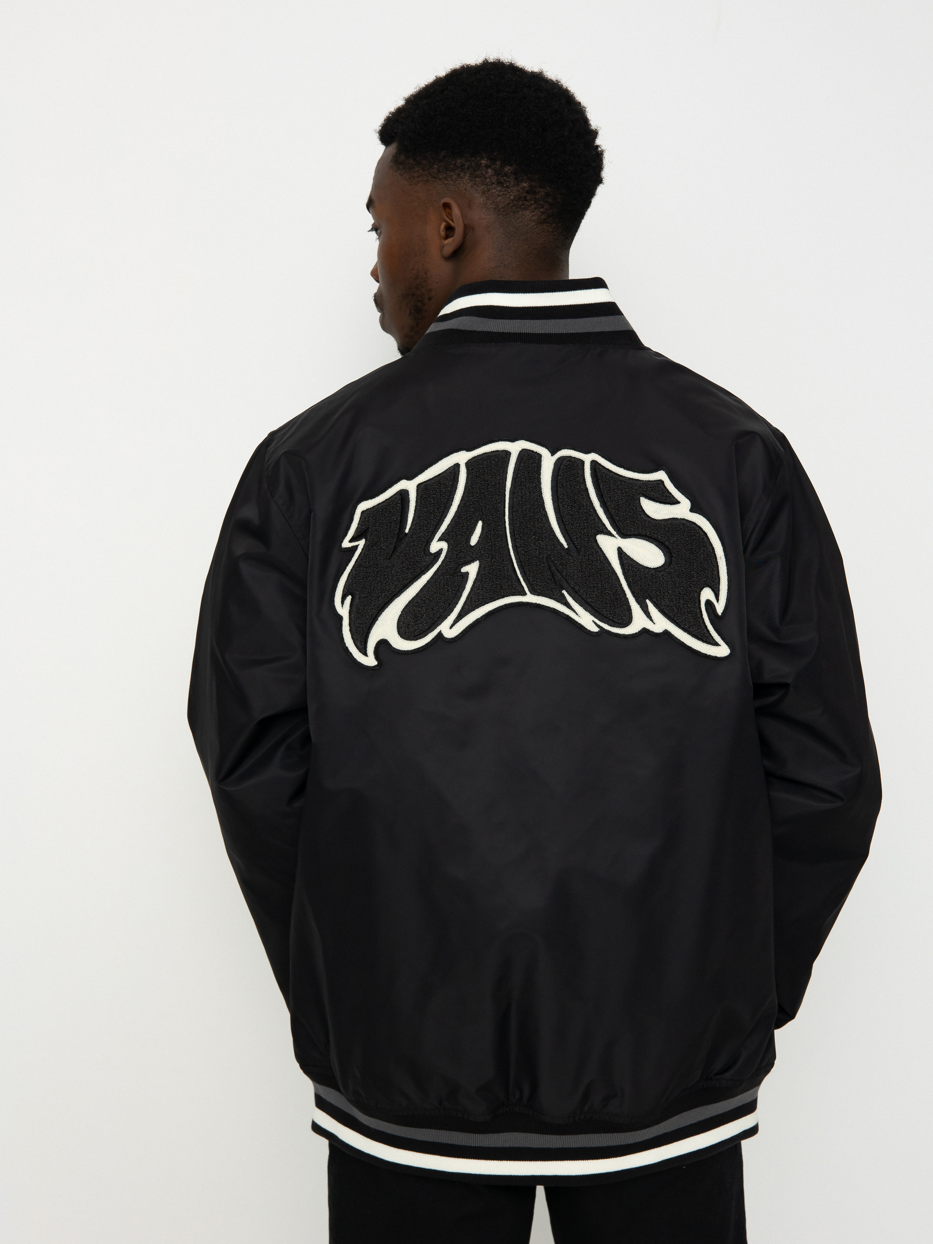 Bunda Vans Dunton Baseball (black)