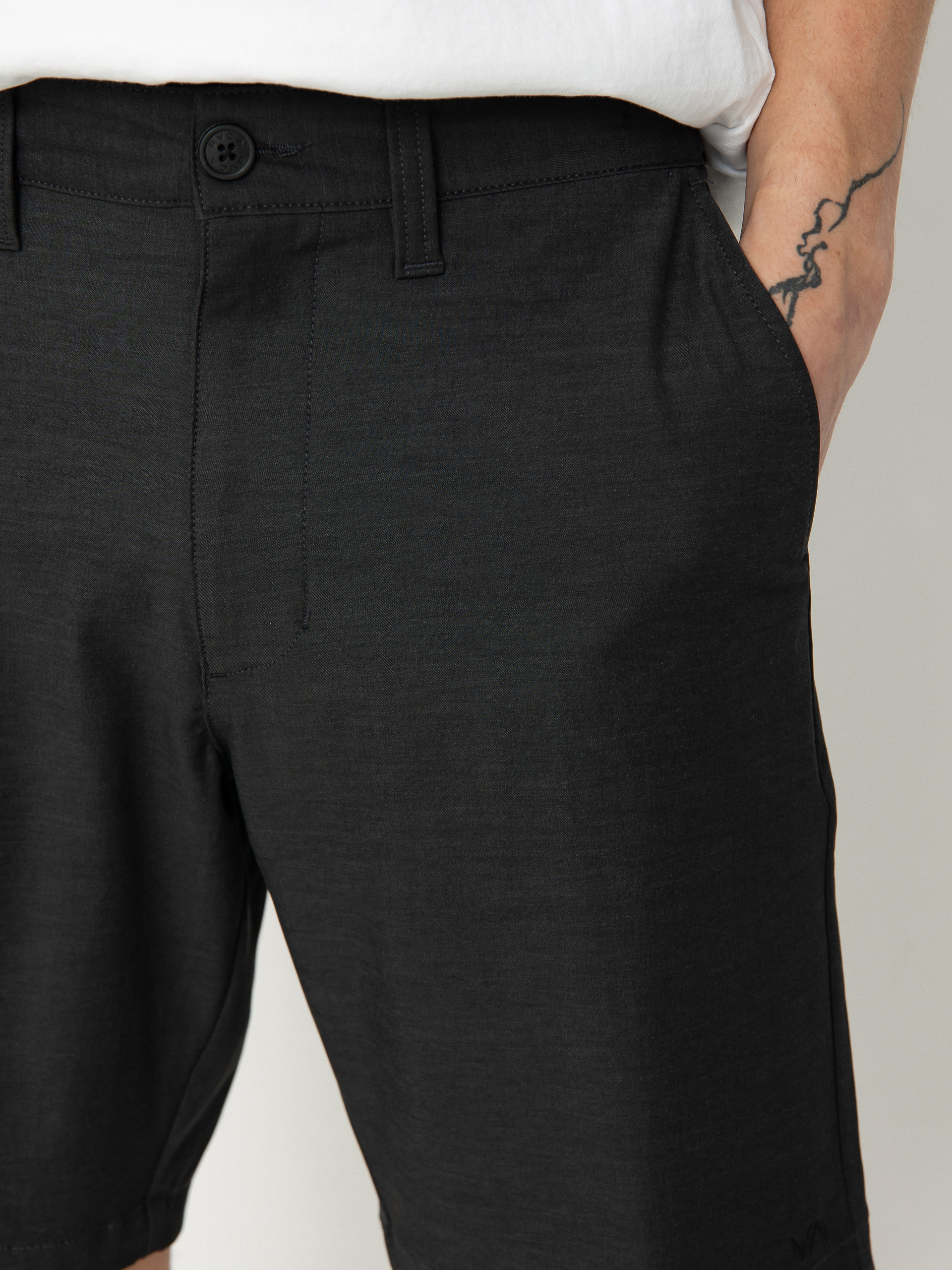 Kraťasy RVCA Back In Hybrid (black)