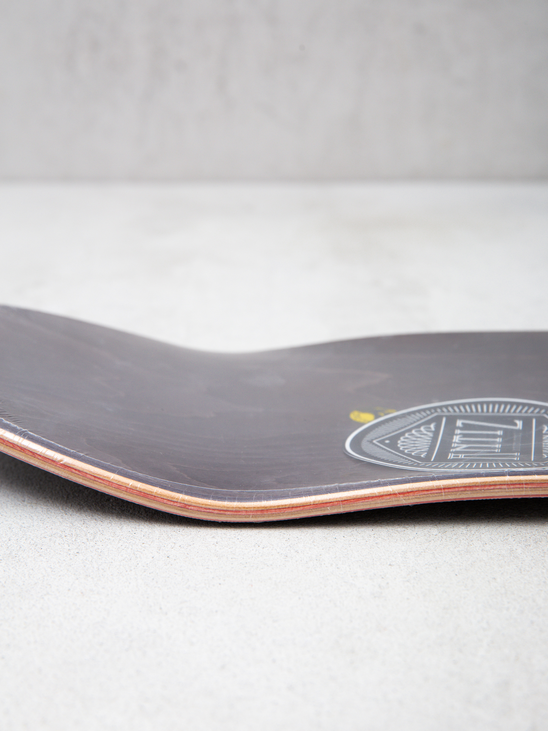 Deska Antiz Team Description (black)