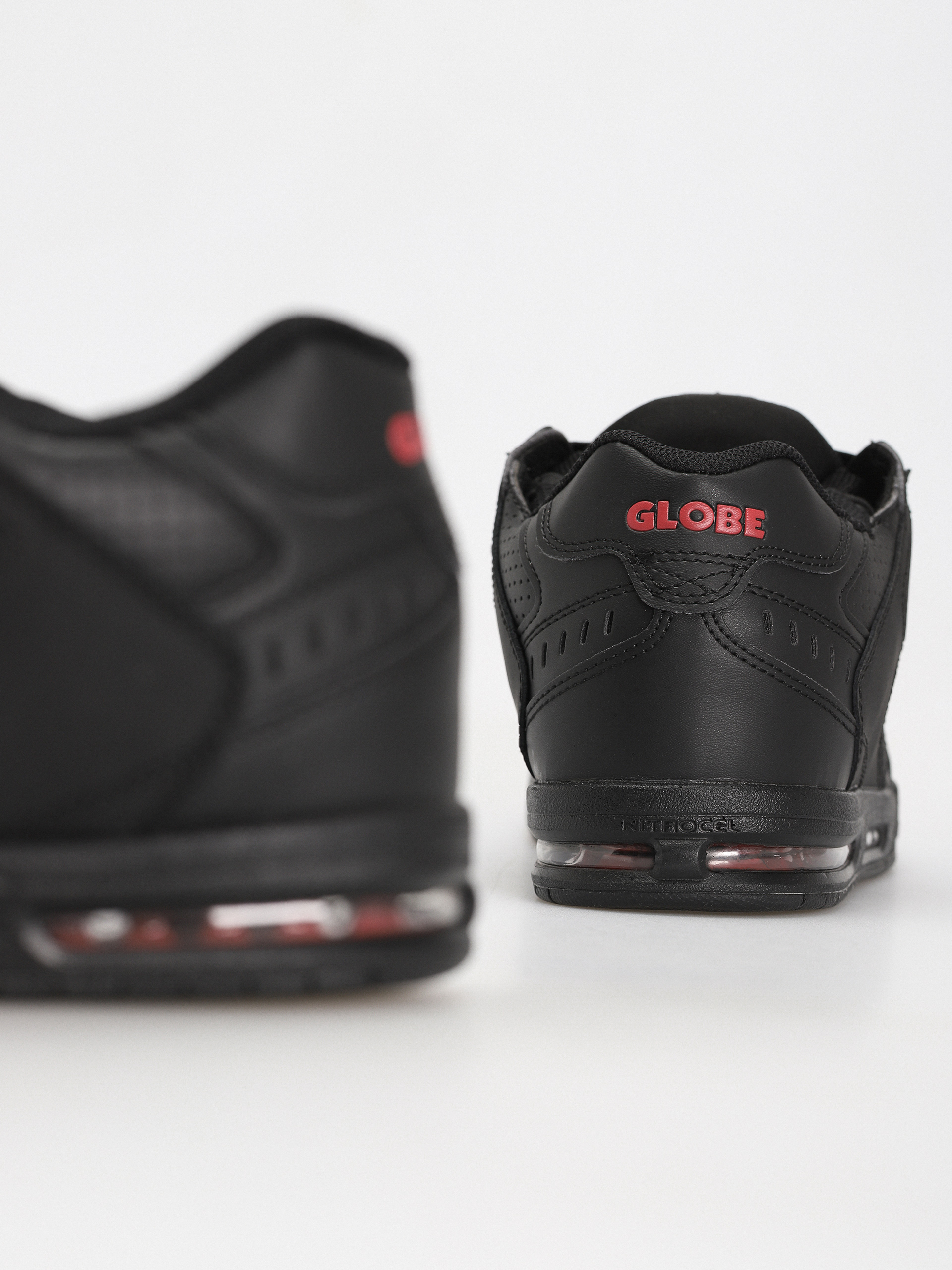 Boty Globe Sabre (black/dusk)