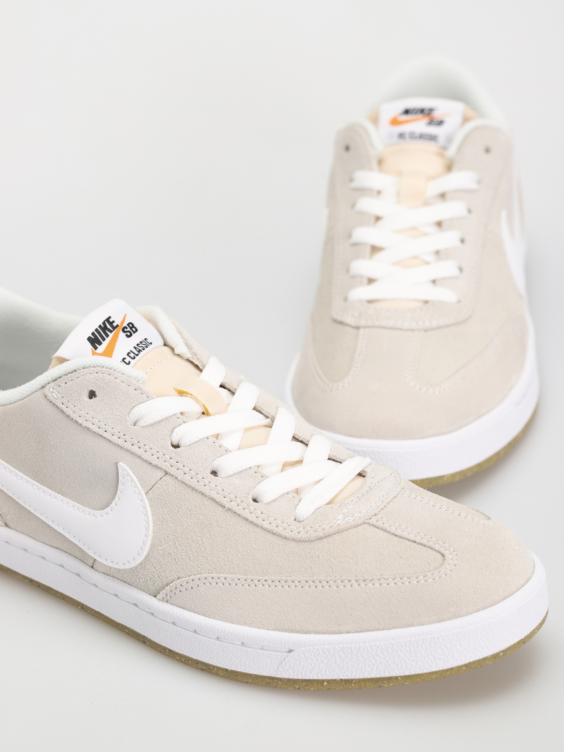Boty Nike SB Sb Fc Classic (summit white/summit white white)