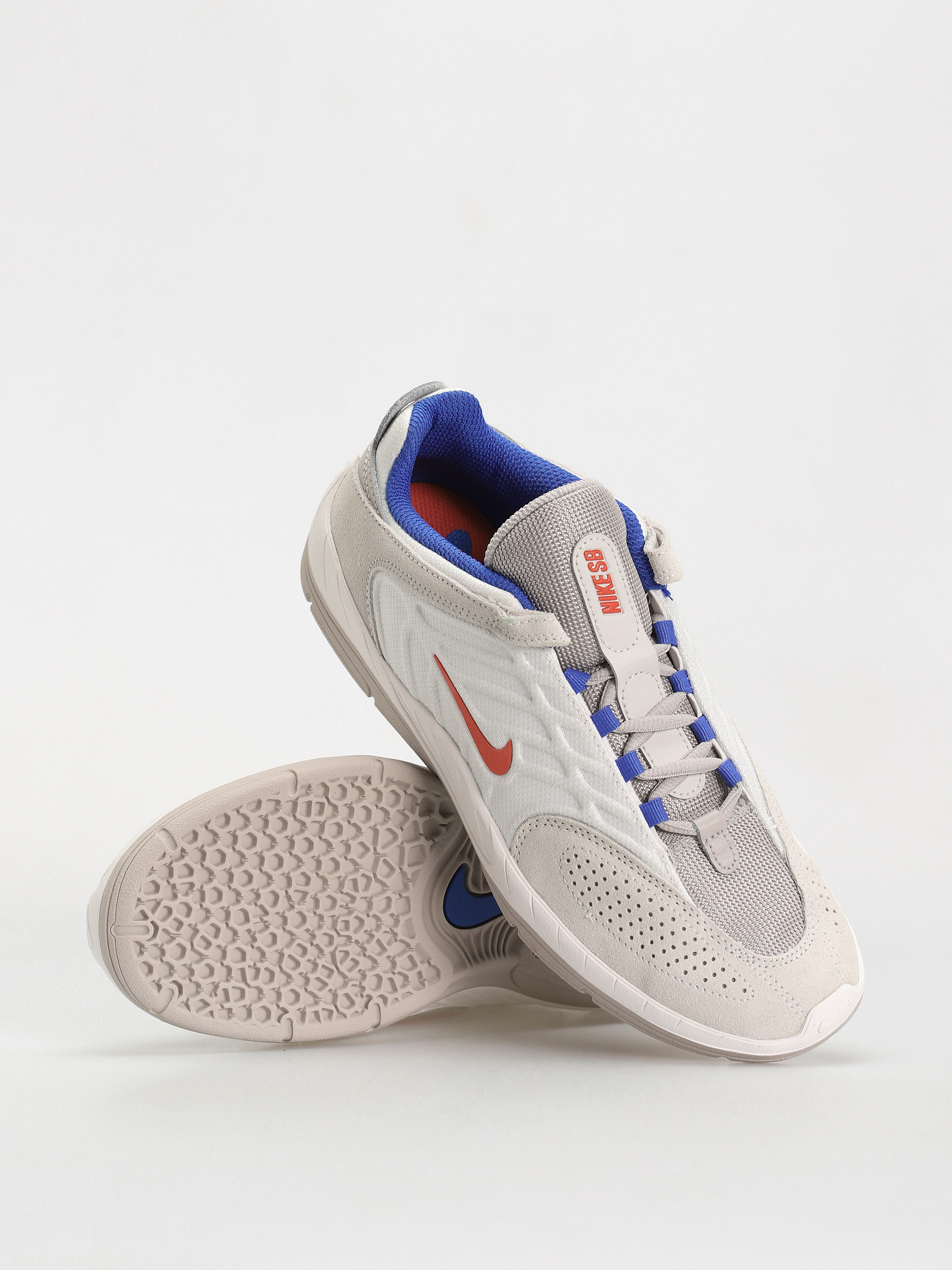 Boty Nike SB Vertebrae (summit white/cosmic clay platinum tint)