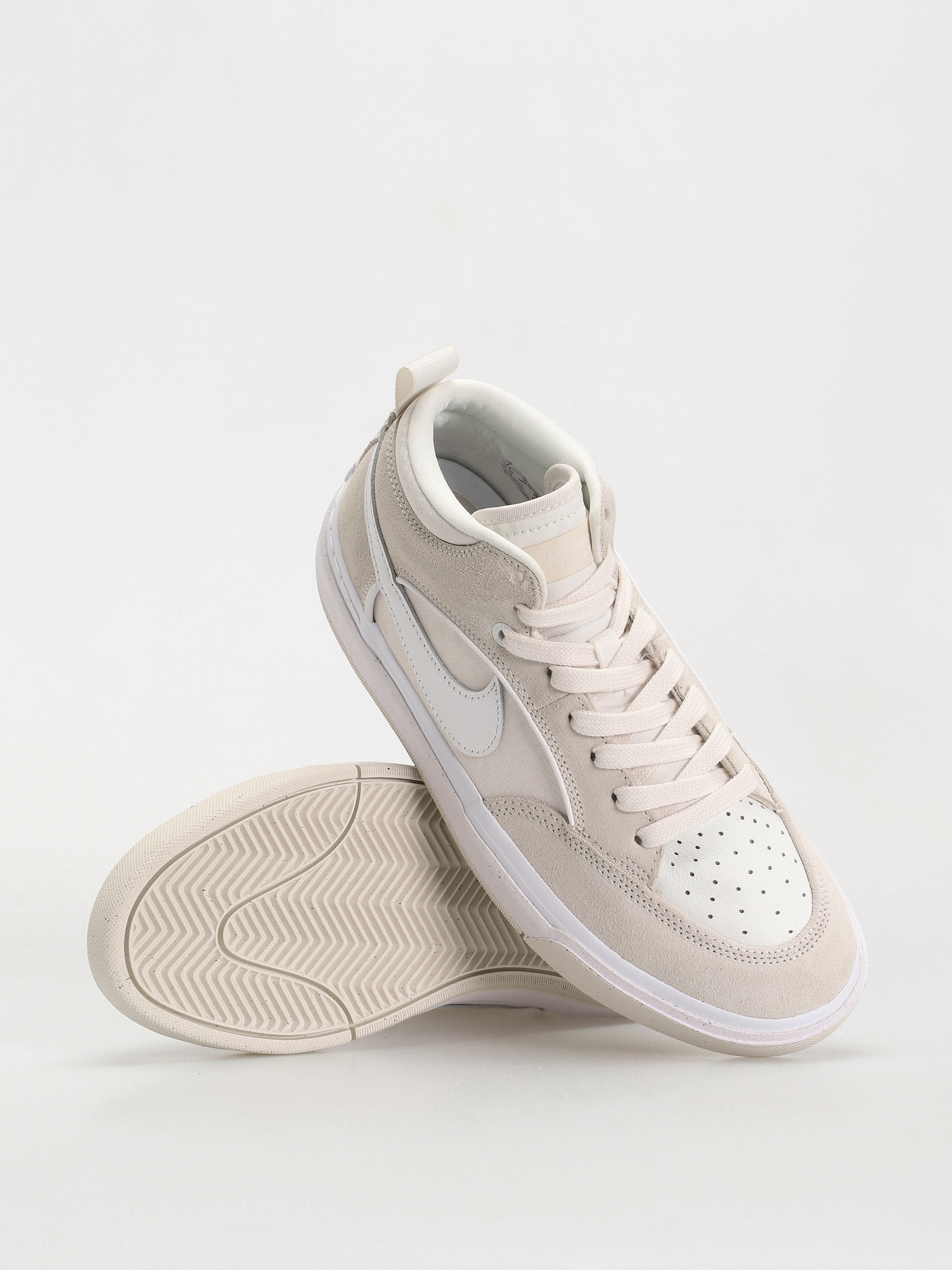 Boty Nike SB React Leo (phantom/white summit white phantom)