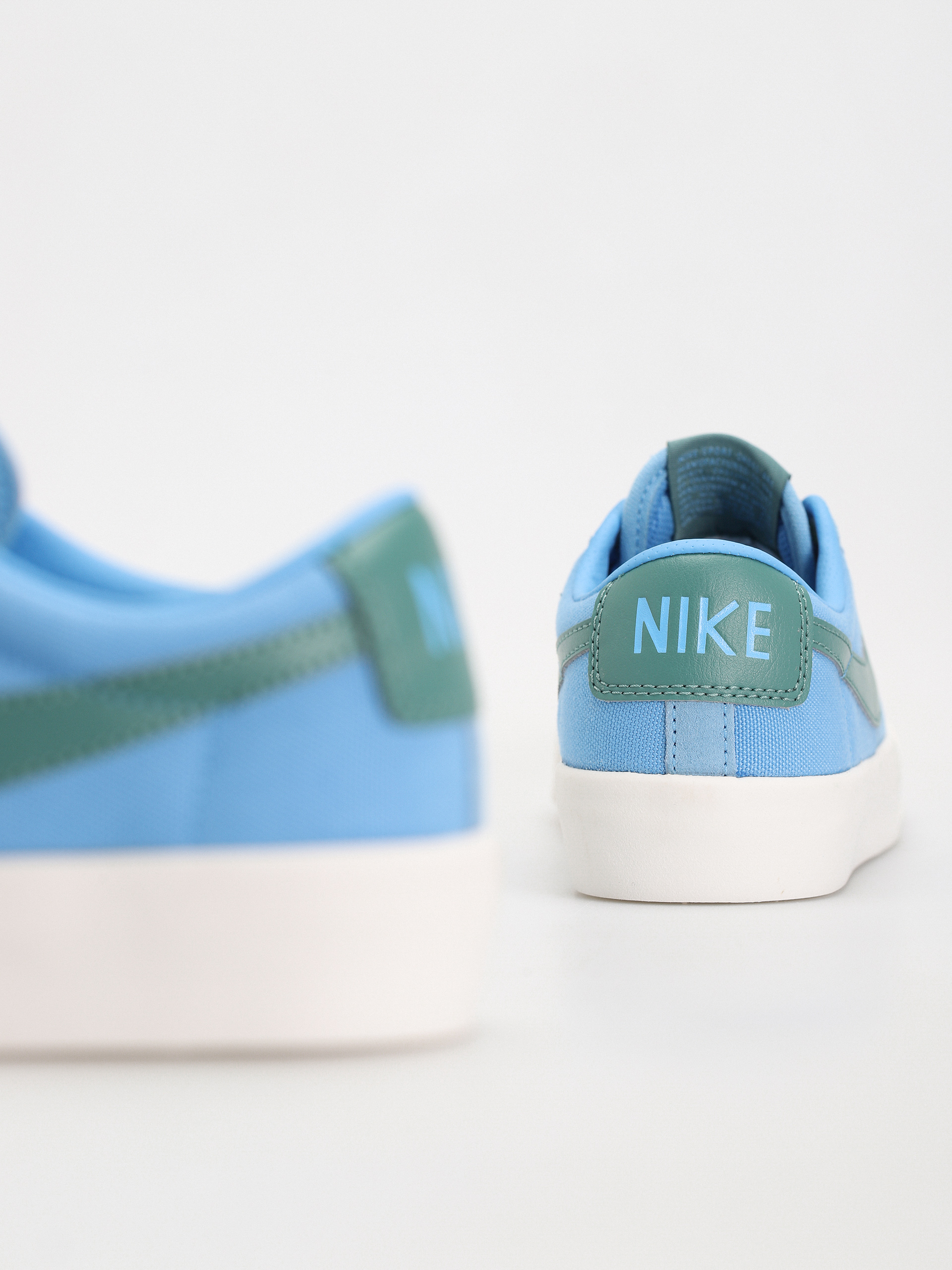 Boty Nike SB Zoom Blazer Low Pro Gt (university blue/bicoastal)