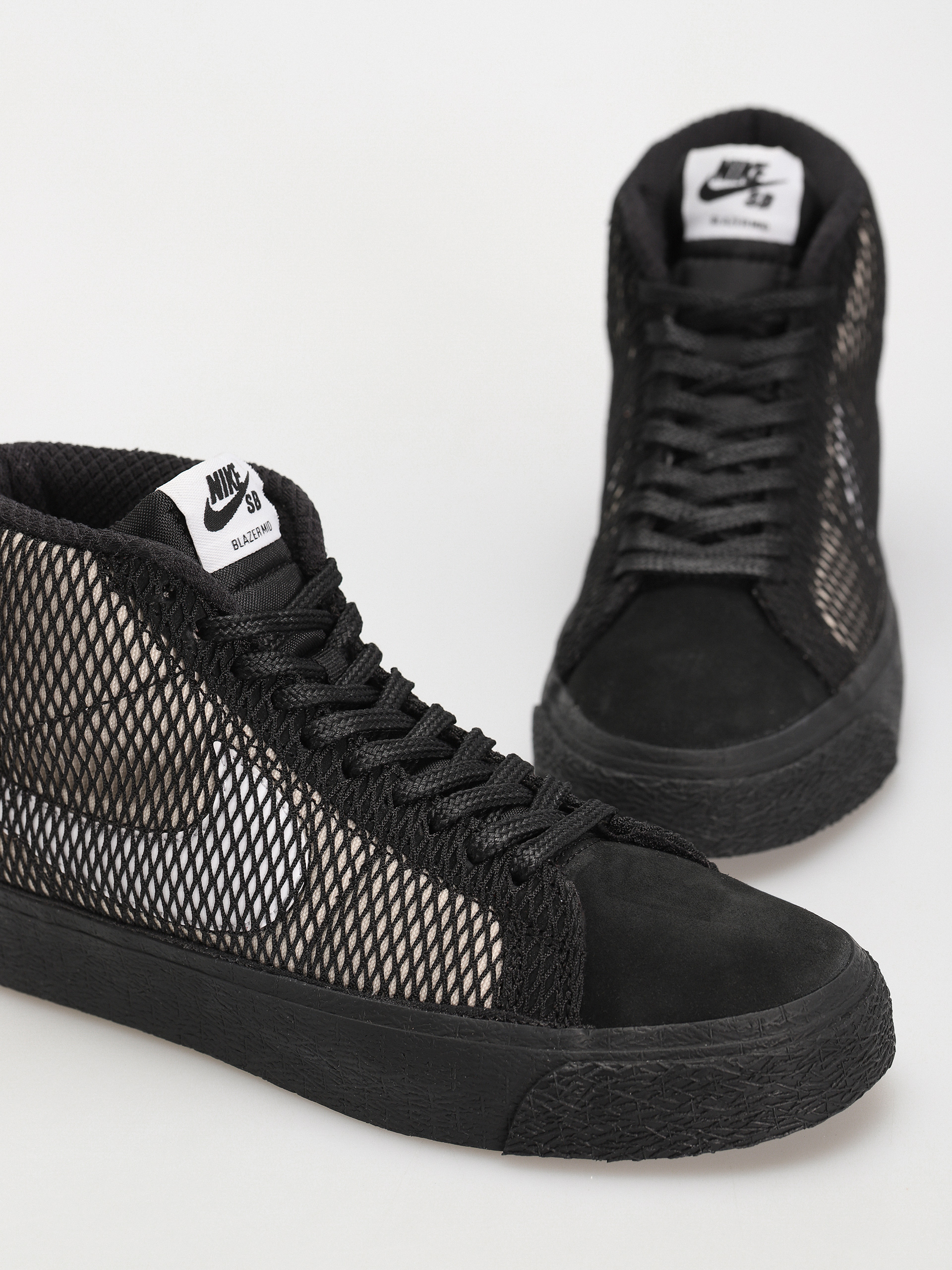 Boty Nike SB Zoom Blazer Mid Premium (white/black white black)