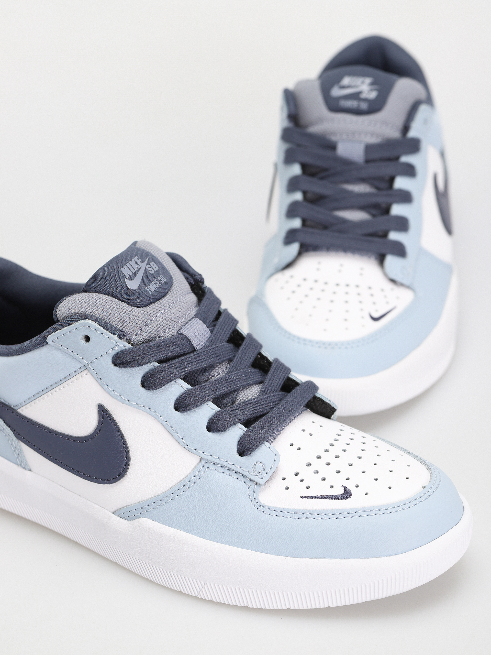 Boty Nike SB Force 58 Prm L (white/thunder blue white ashen slate)