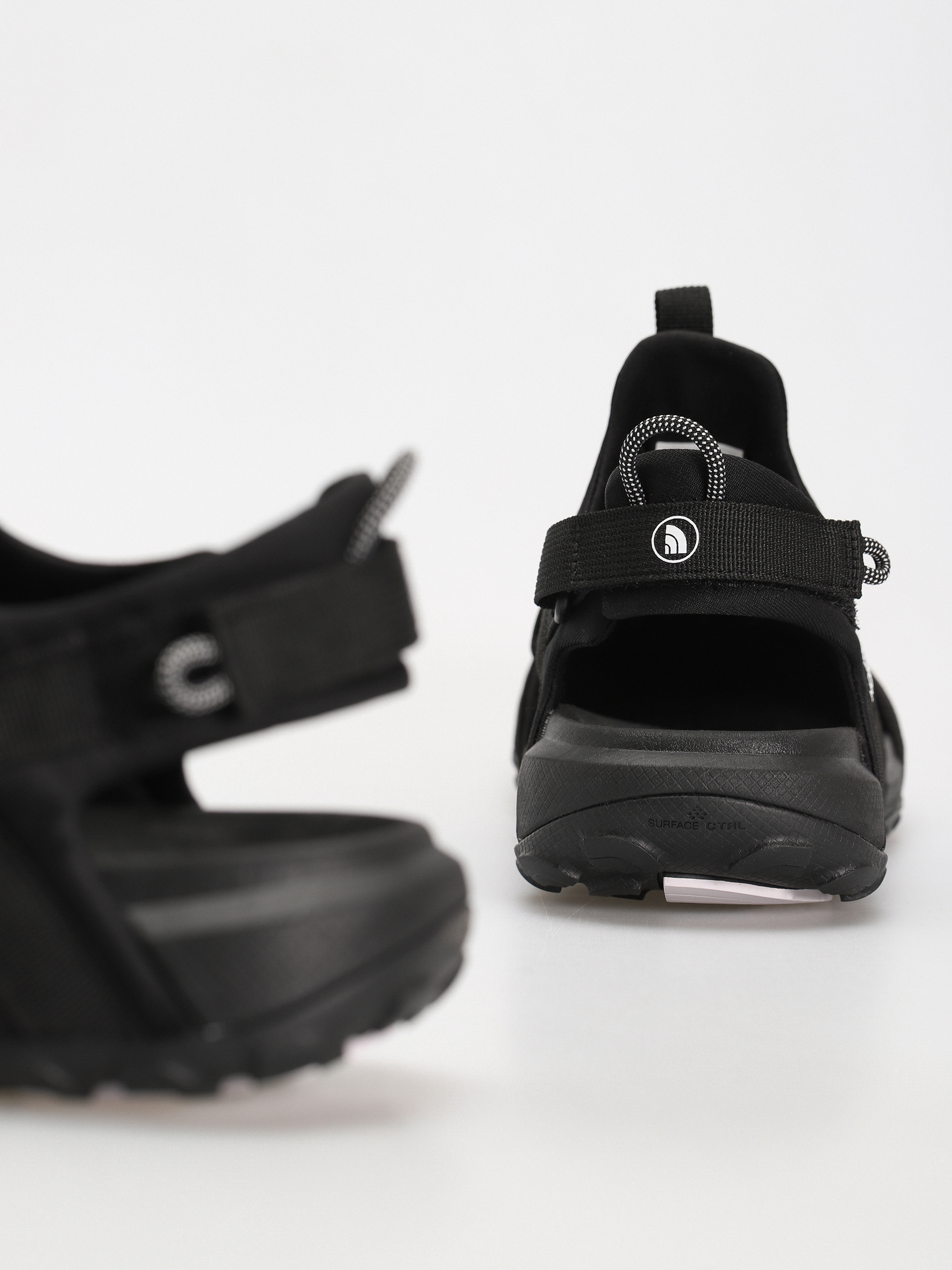 Sandaly The North Face Explore Camp Shandal (tnf black/tnf black)