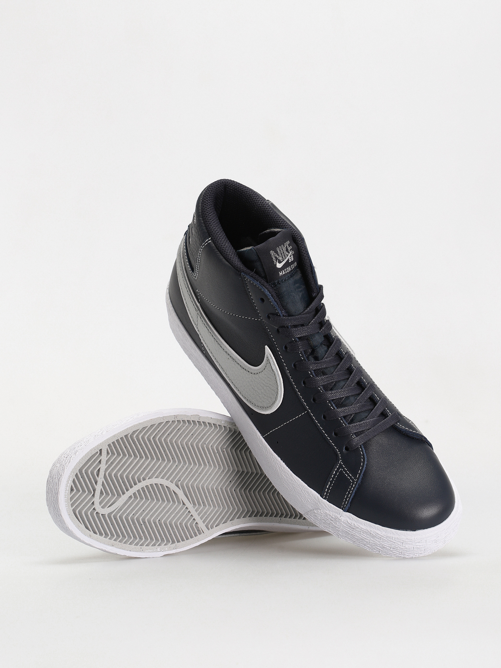 Boty Nike SB Zoom Blazer Mid Mason Silva QS (dark obsidian/metallic silver white)