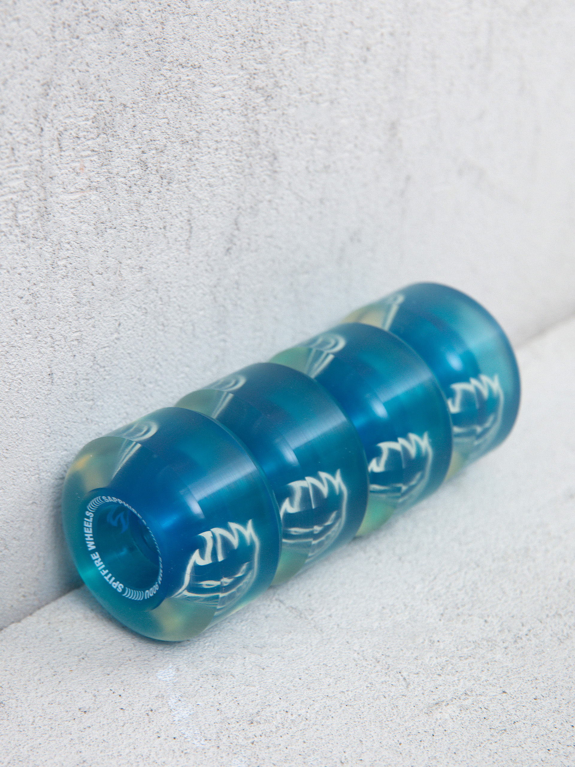 Kolečka Spitfire 90D Radials Sapphire (clear/blue)