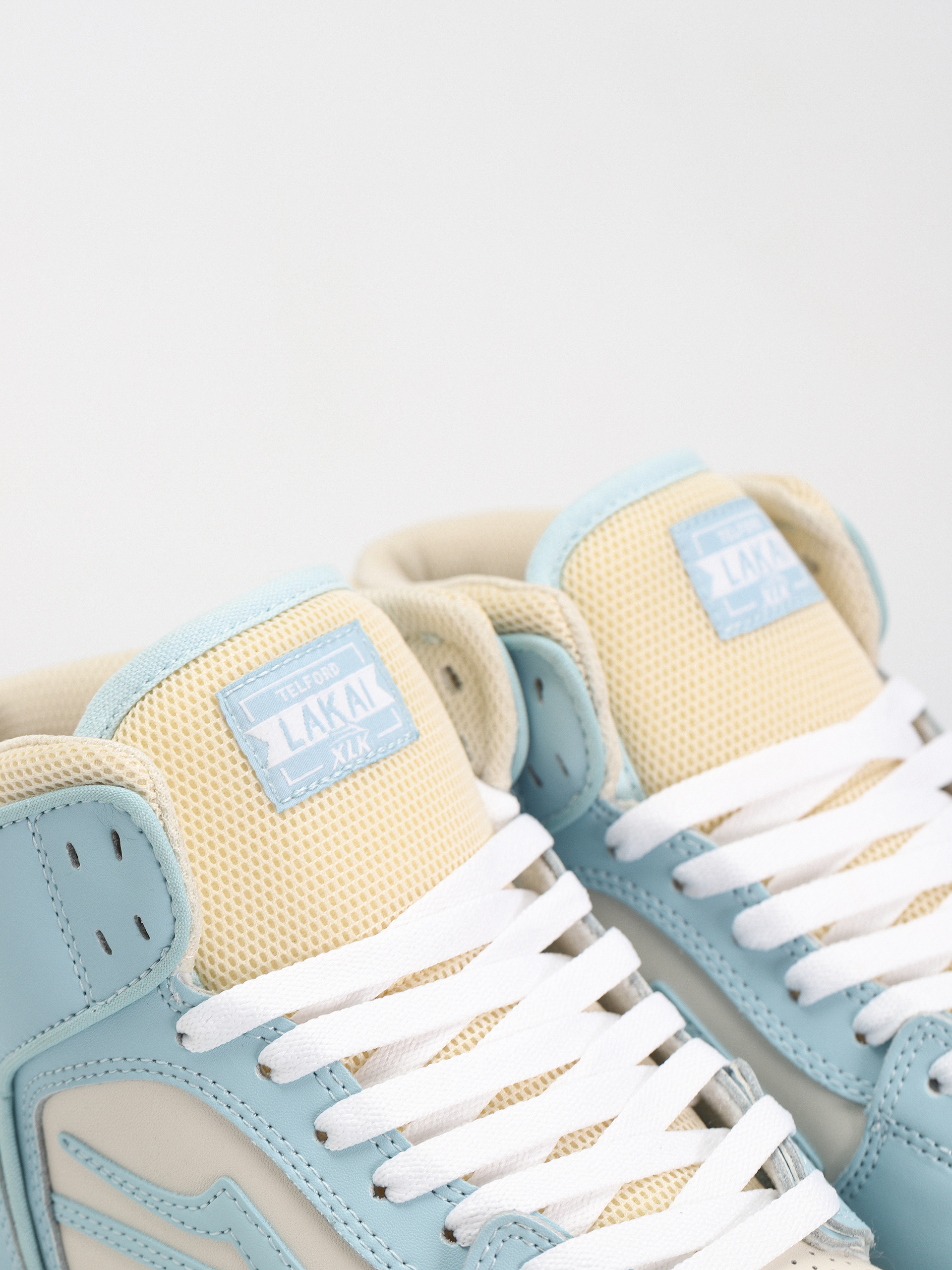 Boty Lakai Telford (light blue cream)
