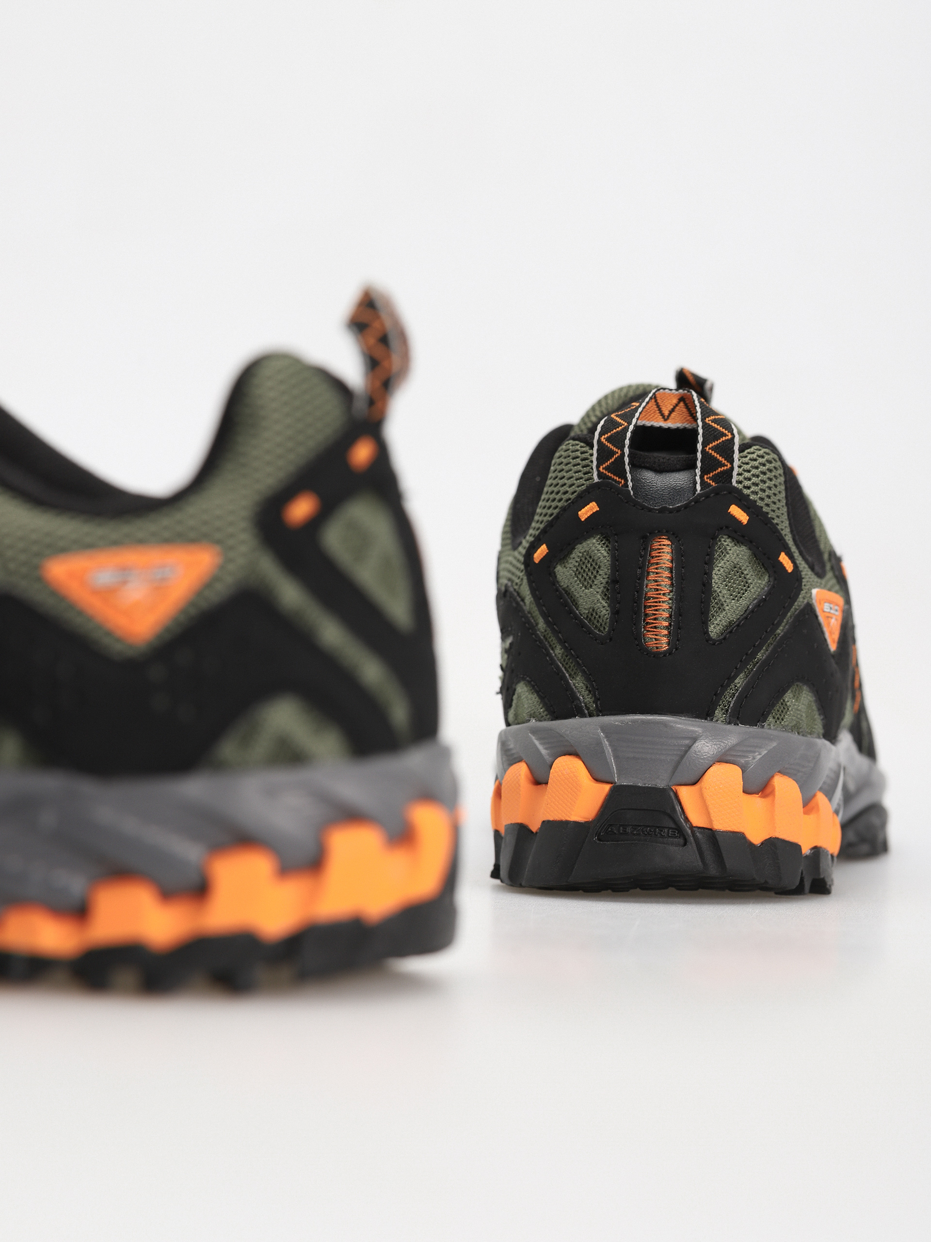 Boty New Balance 610 (dark olivine)