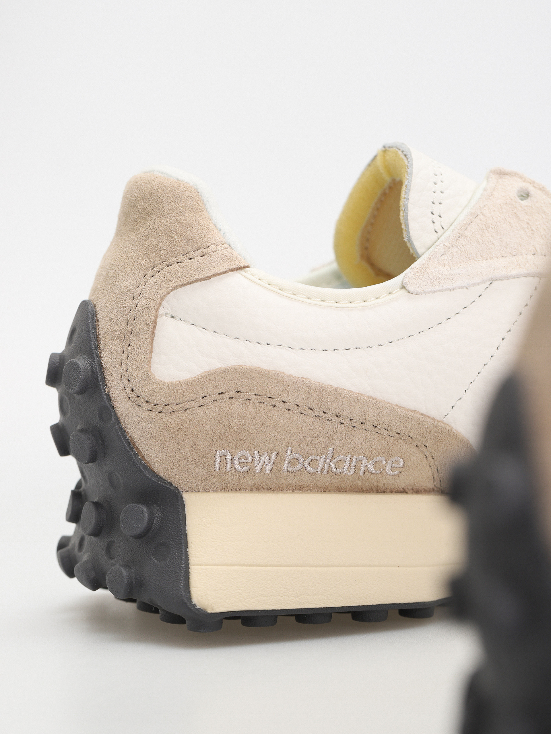 Boty New Balance 327 (sea salt brown)