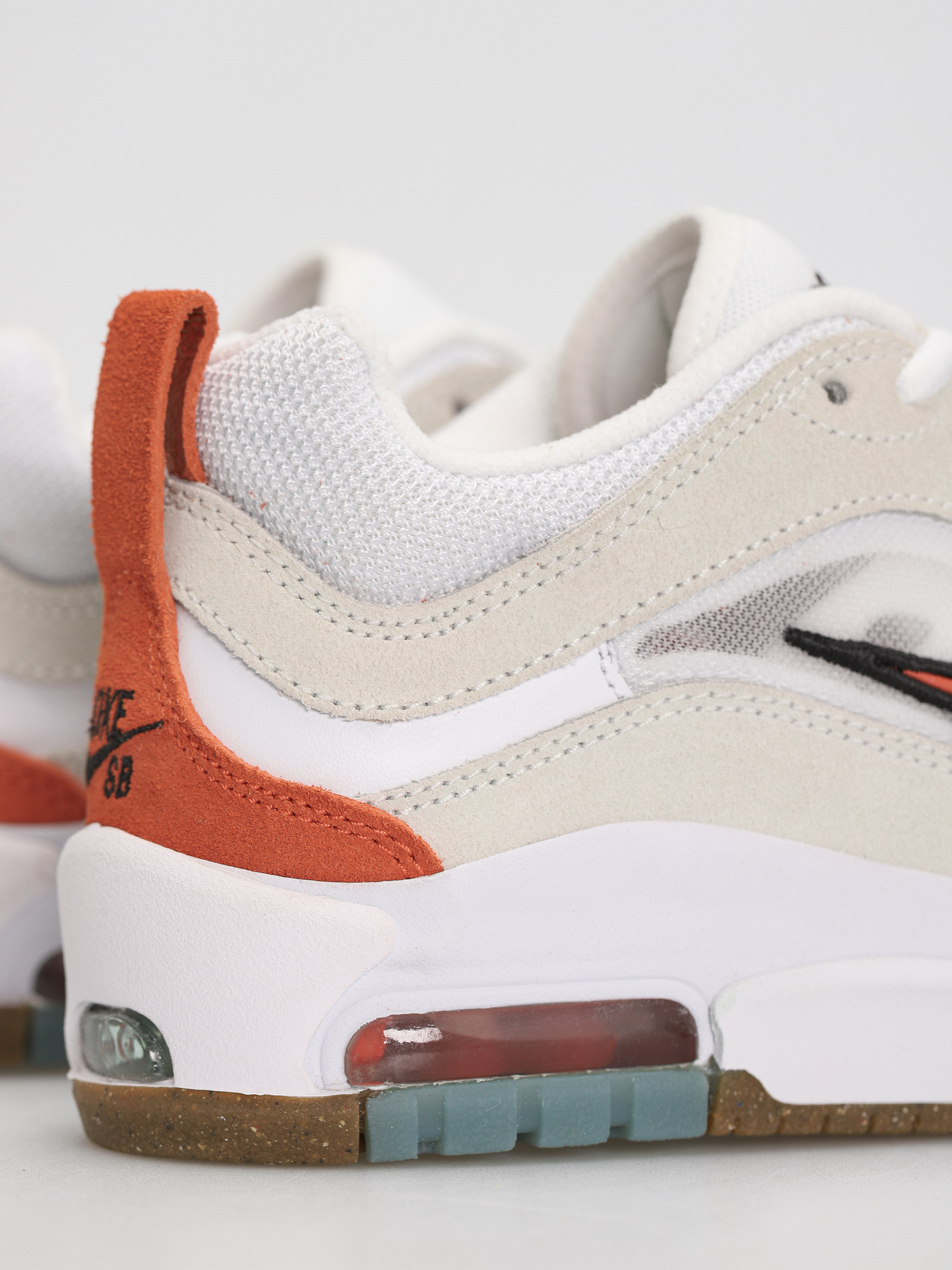 Boty Nike SB Ishod 2 (white/orange summit white black)