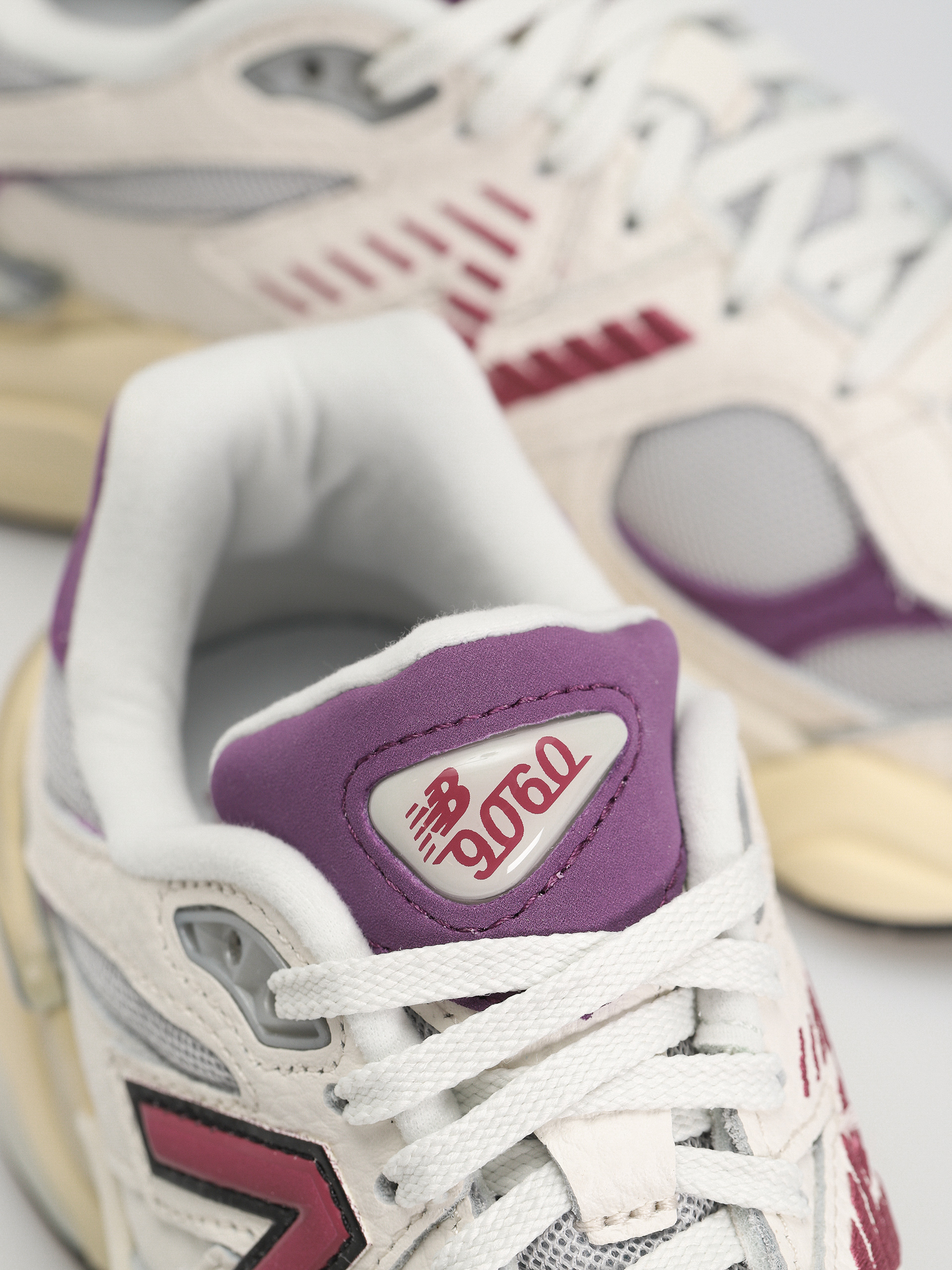 Boty New Balance 9060 (sea salt purple)