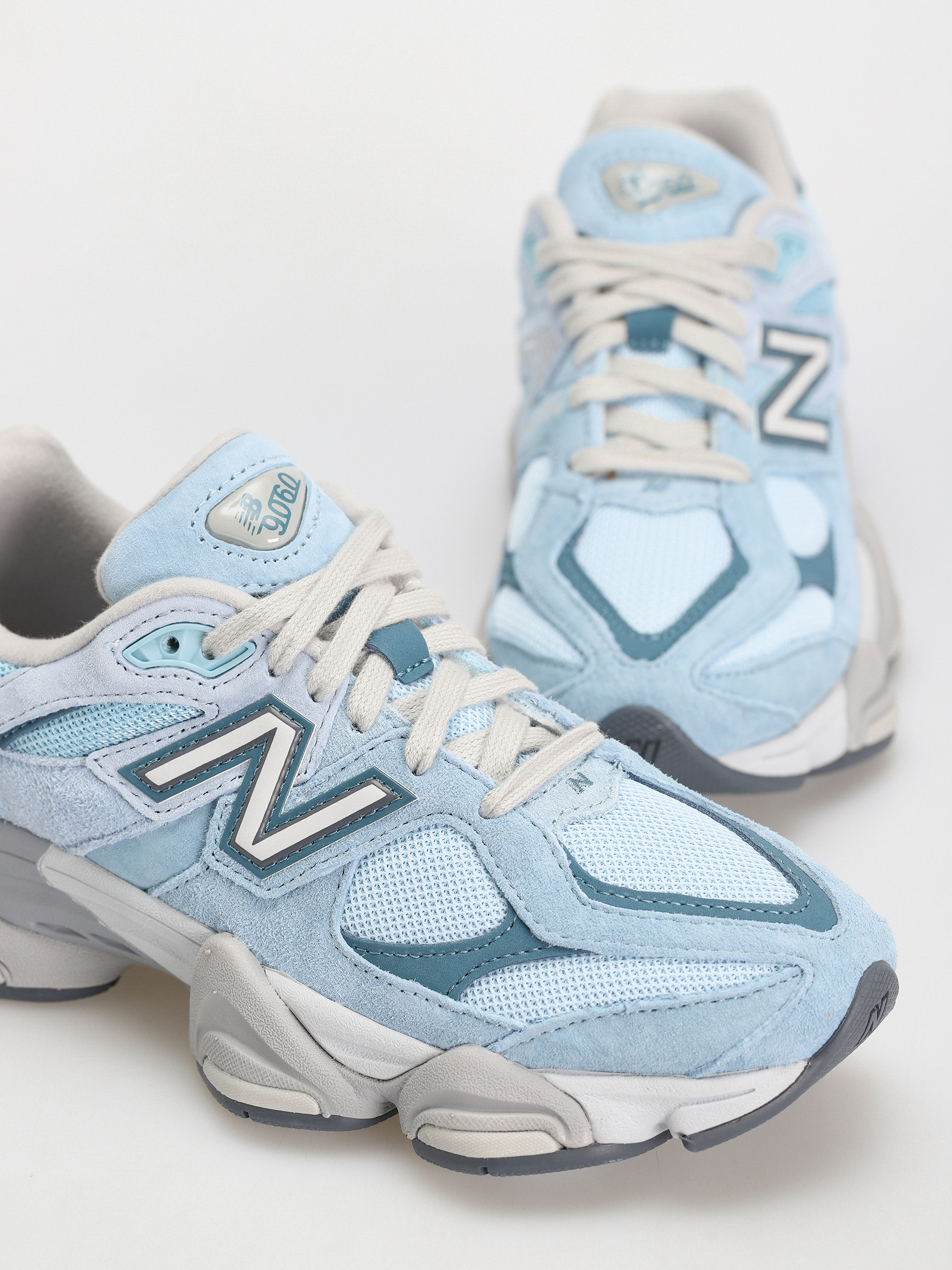 Boty New Balance 9060 (chrome blue)