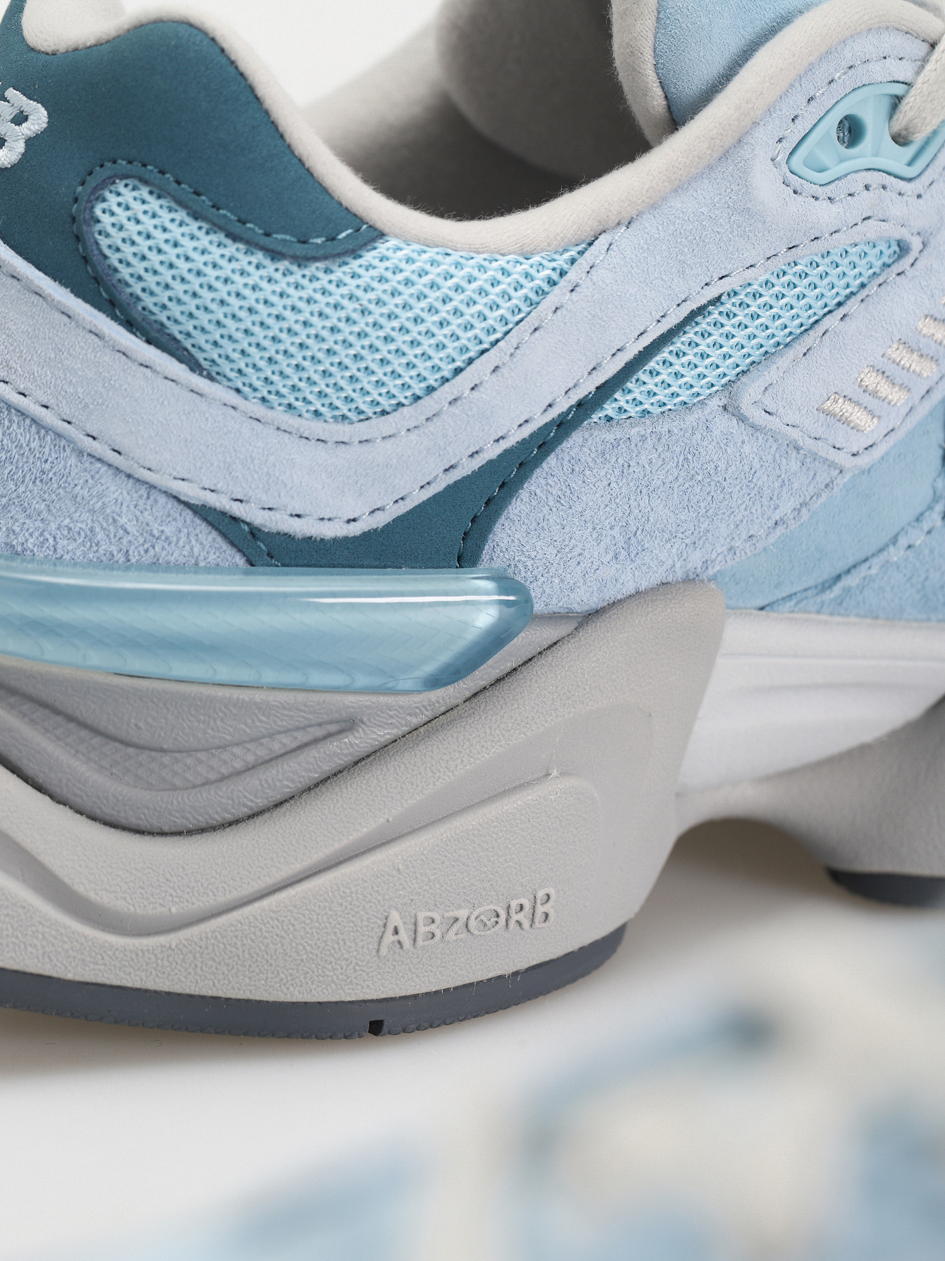 Boty New Balance 9060 (chrome blue)