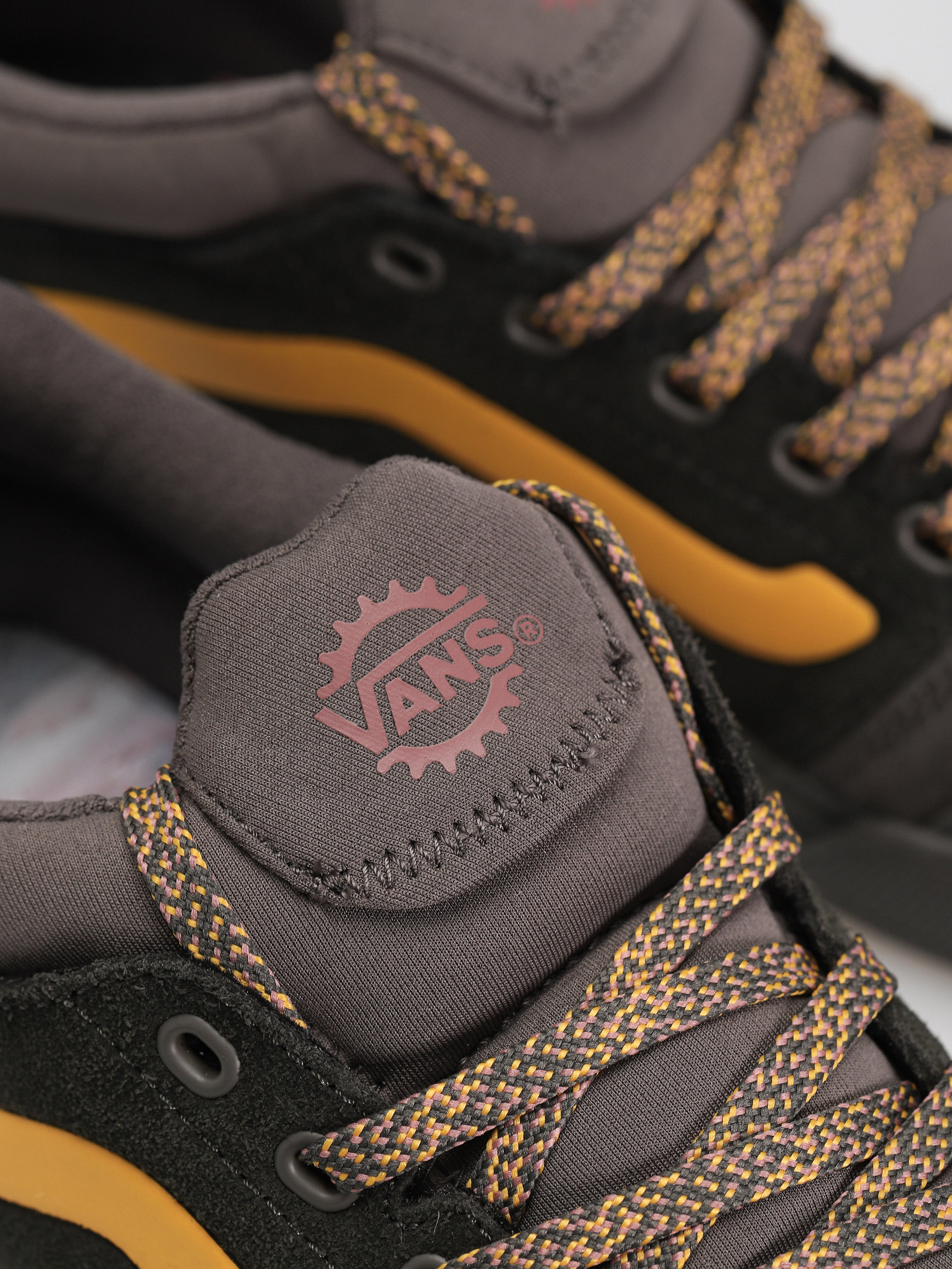 Boty Vans Bmx Peak (lewis mills charcoal grey)