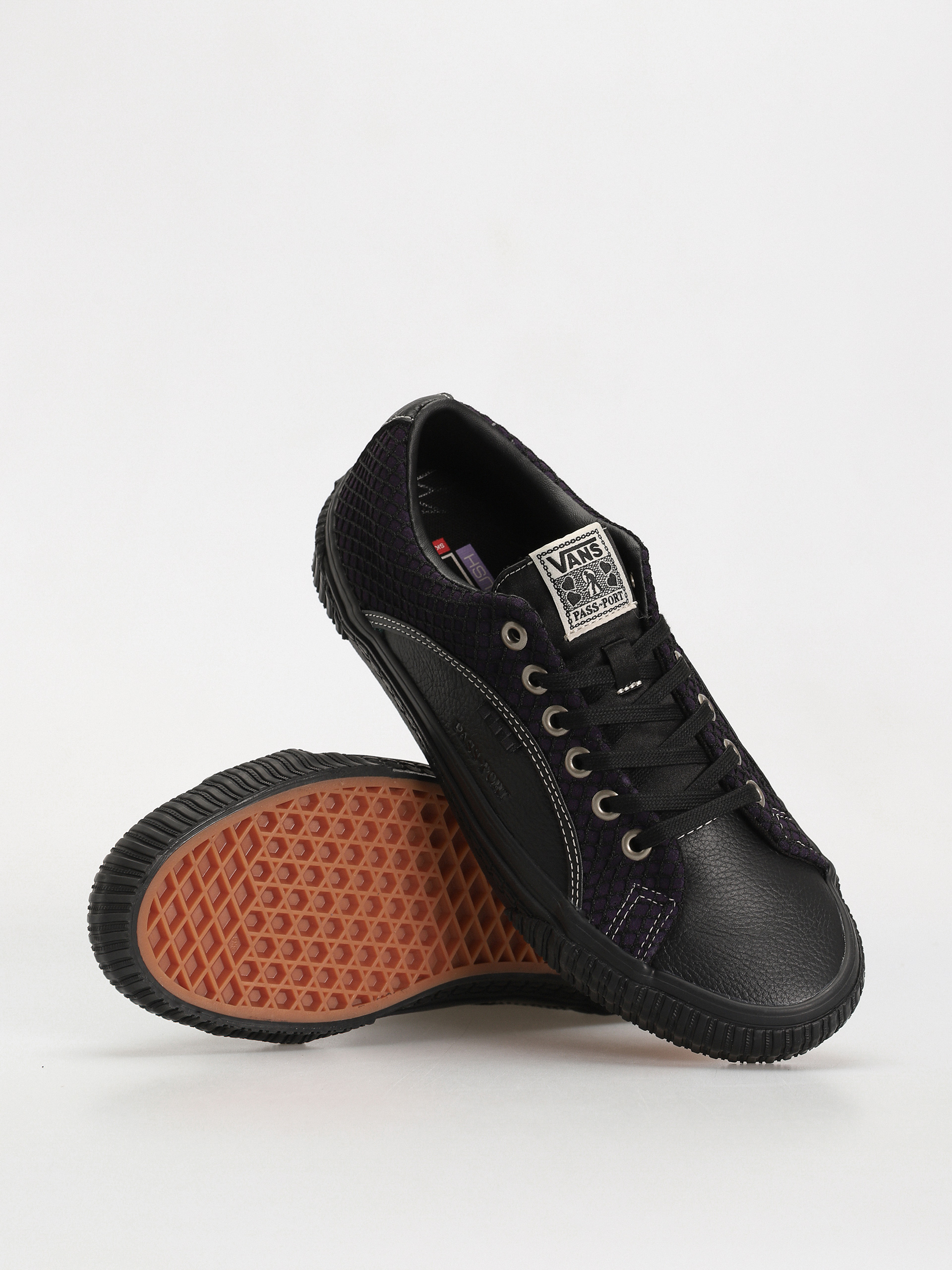 Boty Vans X Pass Port Skate Lampin (pass-port black/purple)