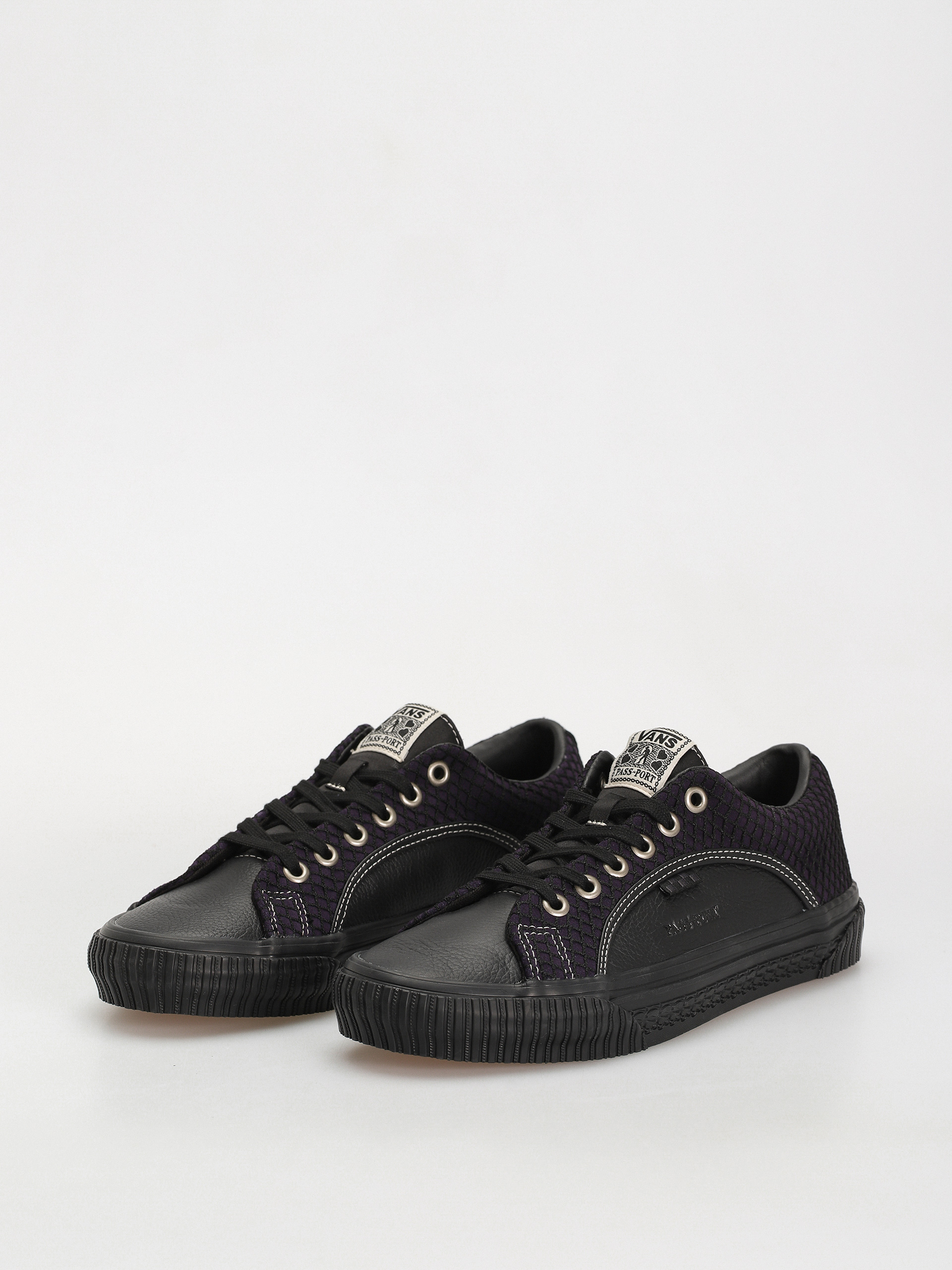 Boty Vans X Pass Port Skate Lampin (pass-port black/purple)