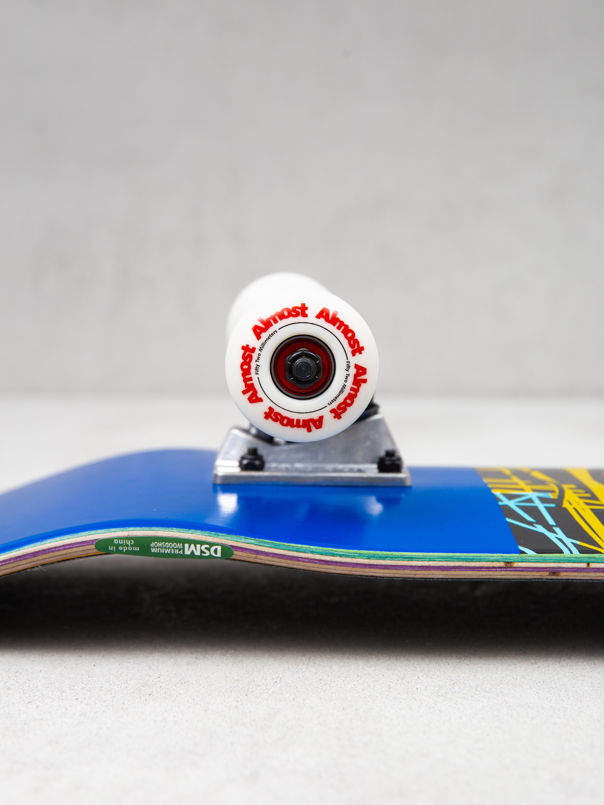 Skateboard Almost Scum Punk Resin (navy/yellow/red)