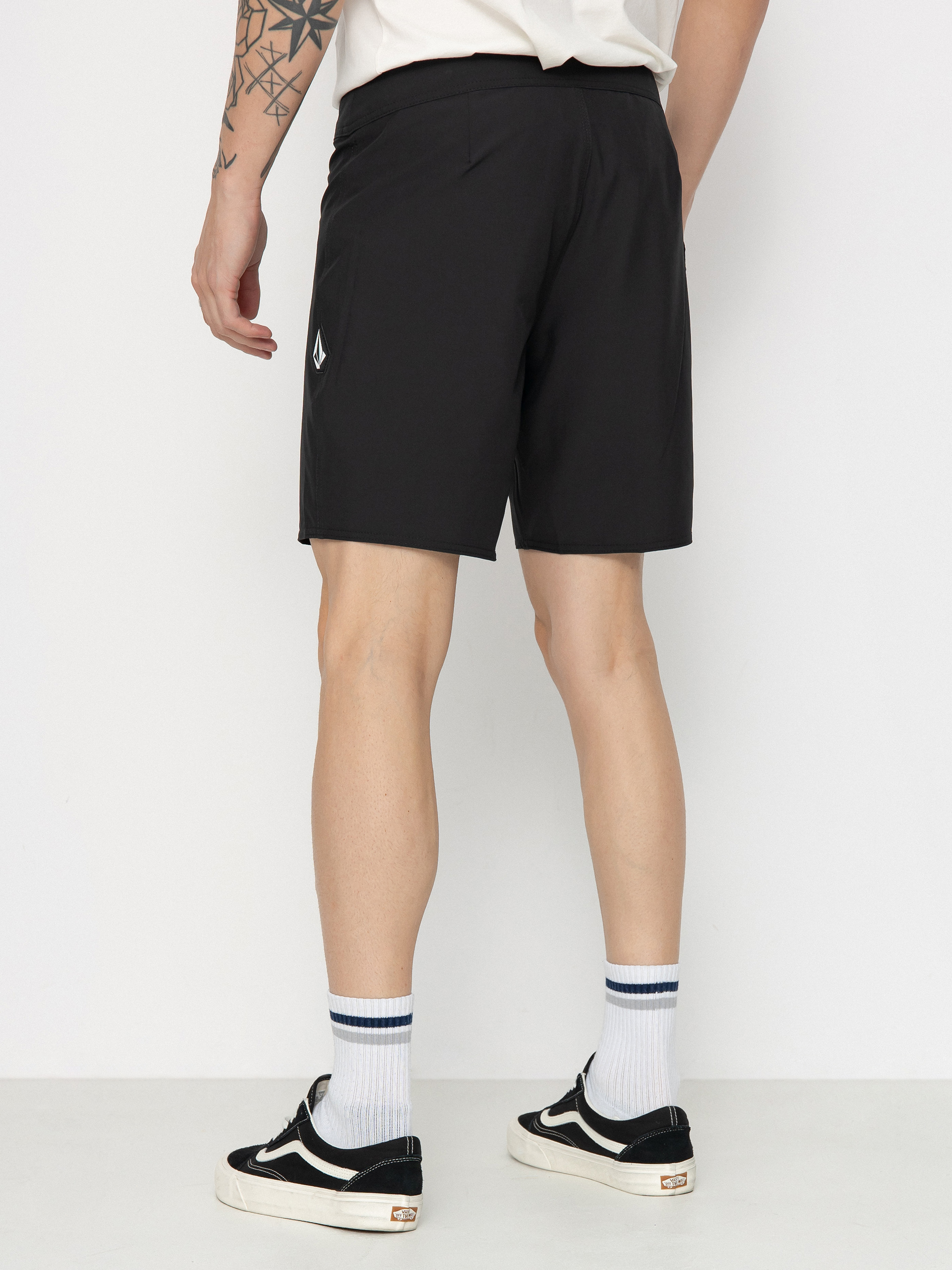 Plážové kraťasy Volcom Lido Solid Mod 18 (black)