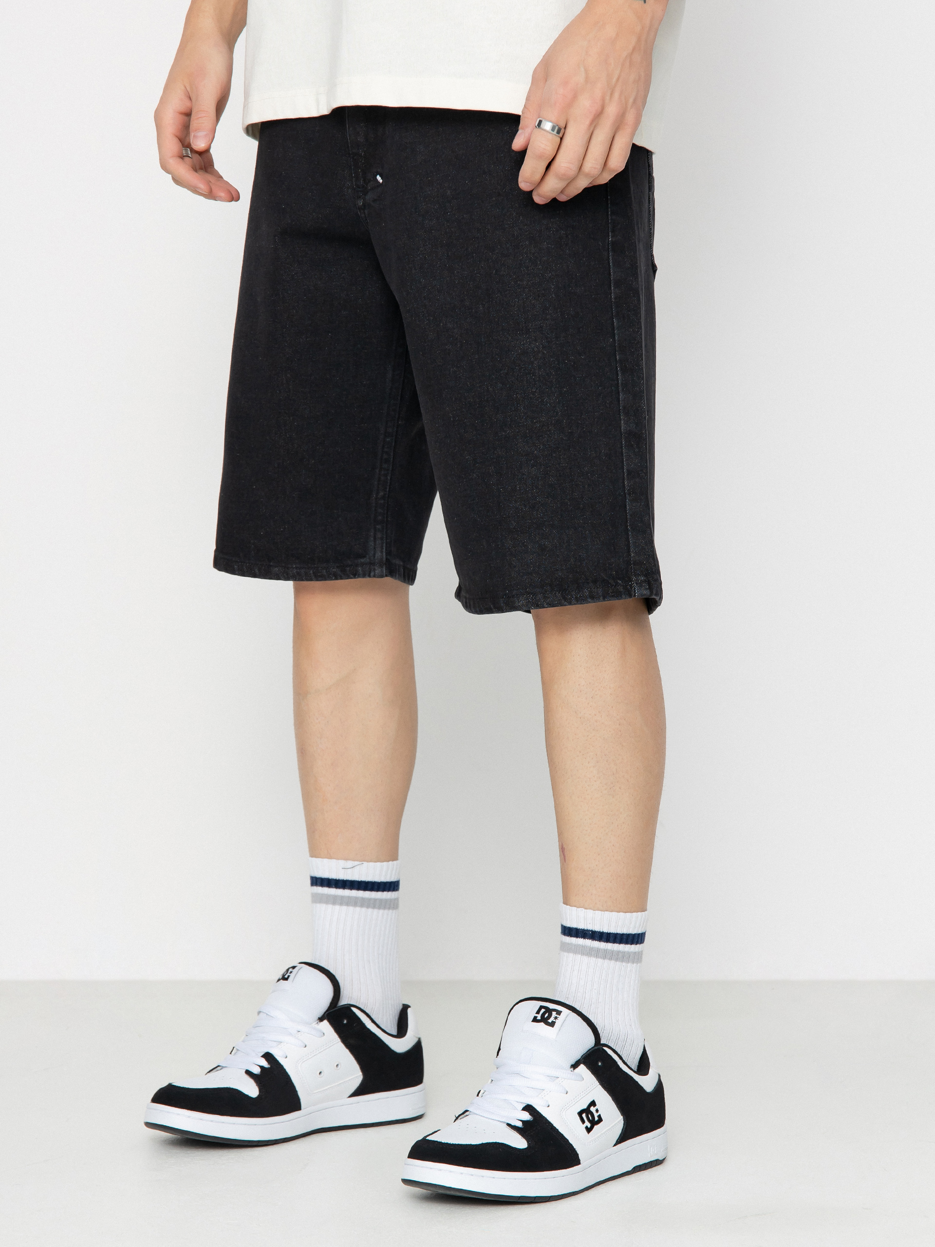 Kraťasy MassDnm Jeans Slang (black washed)