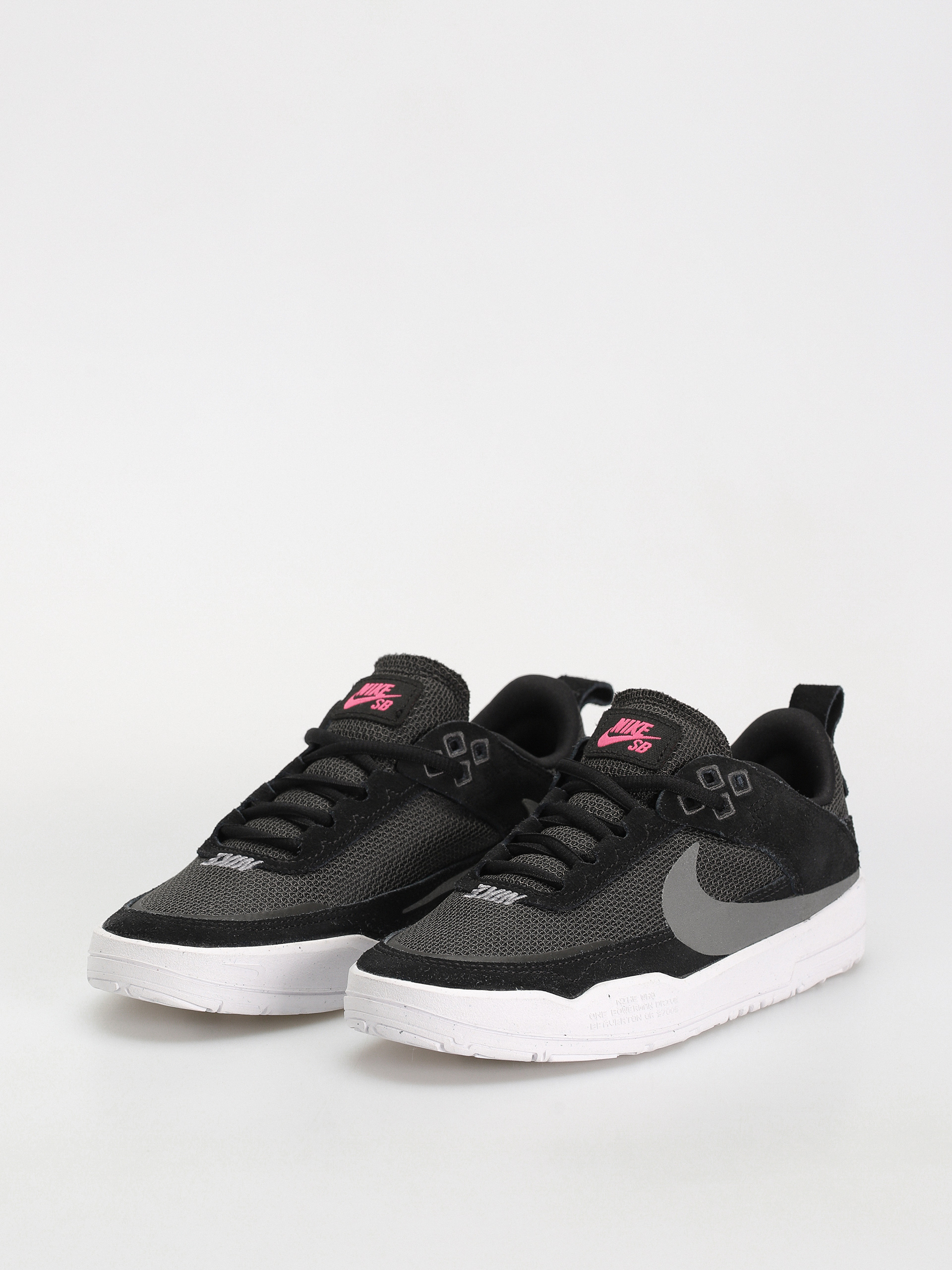 Boty Nike SB Day One JR (black/cool grey anthracite alchemy pink)