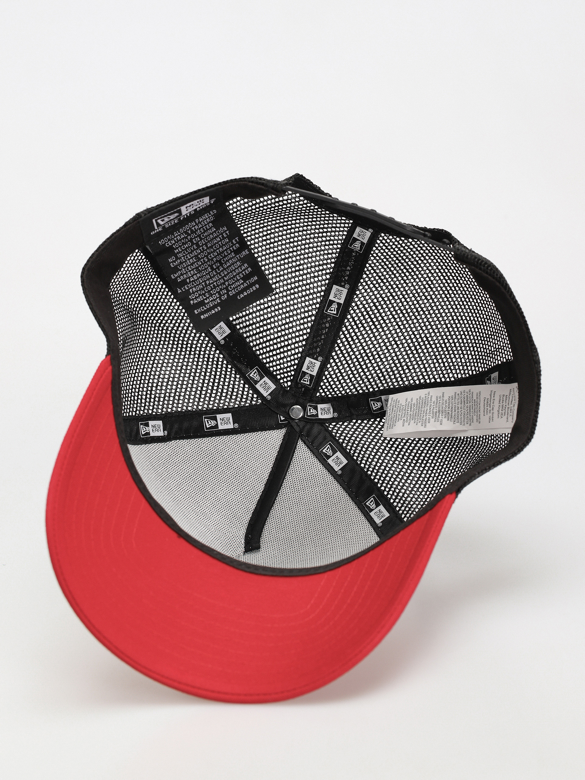Kšiltovka  New Era Rhinestone Trucker Wmn (black/red)