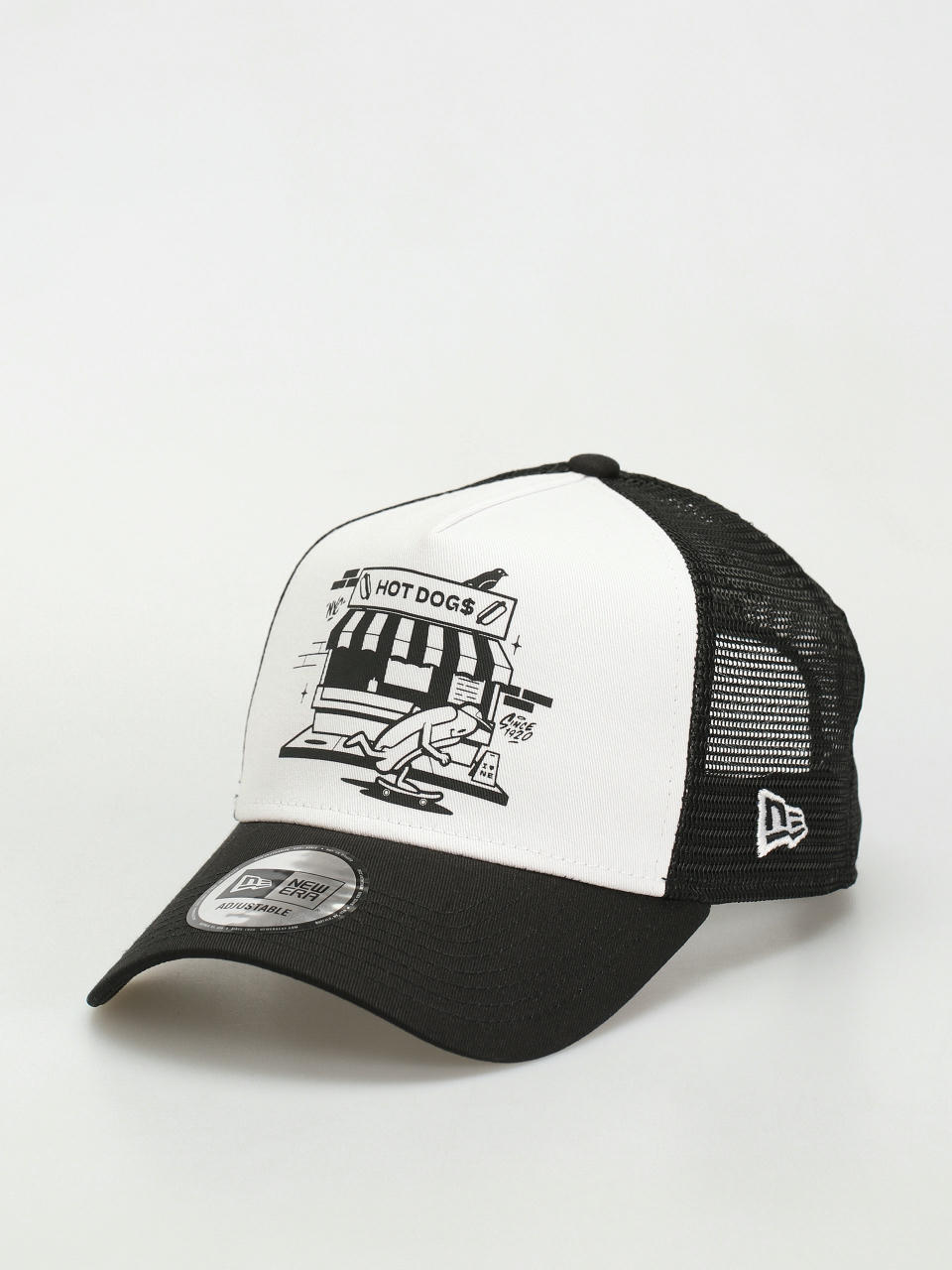 Kšiltovka  New Era Graphic Trucker (black/white)