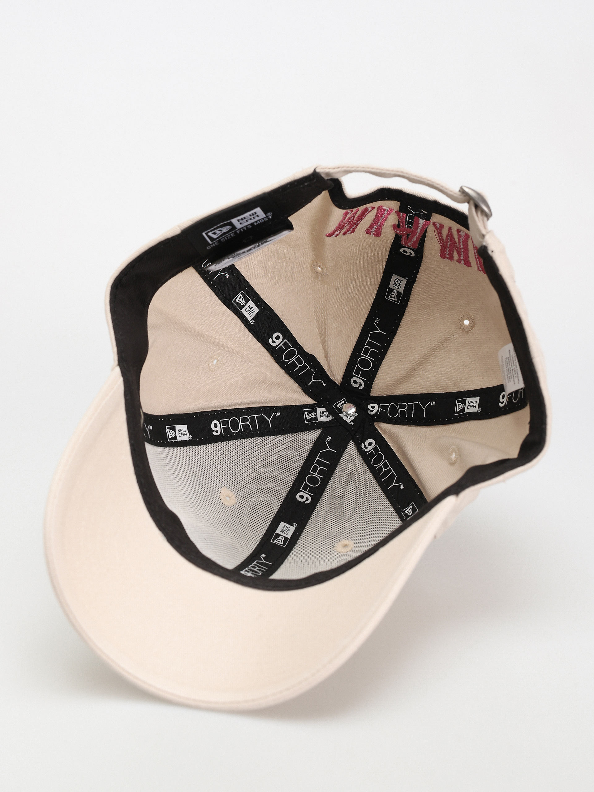 Kšiltovka  New Era Character 9Forty (stone)