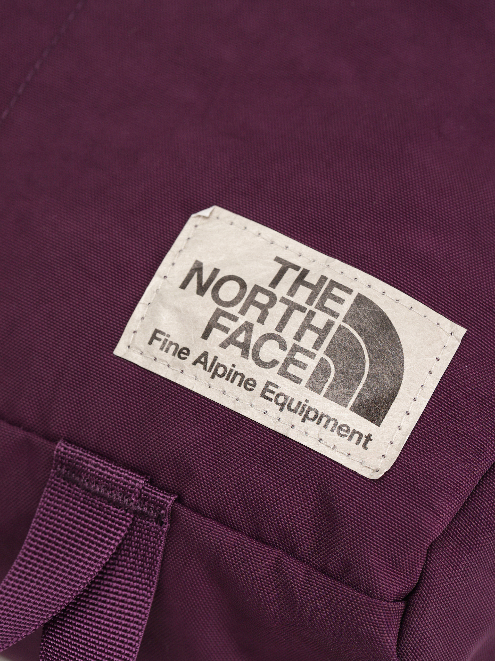 Taška The North Face Berkeley Crossbody (black currant purple/ye)