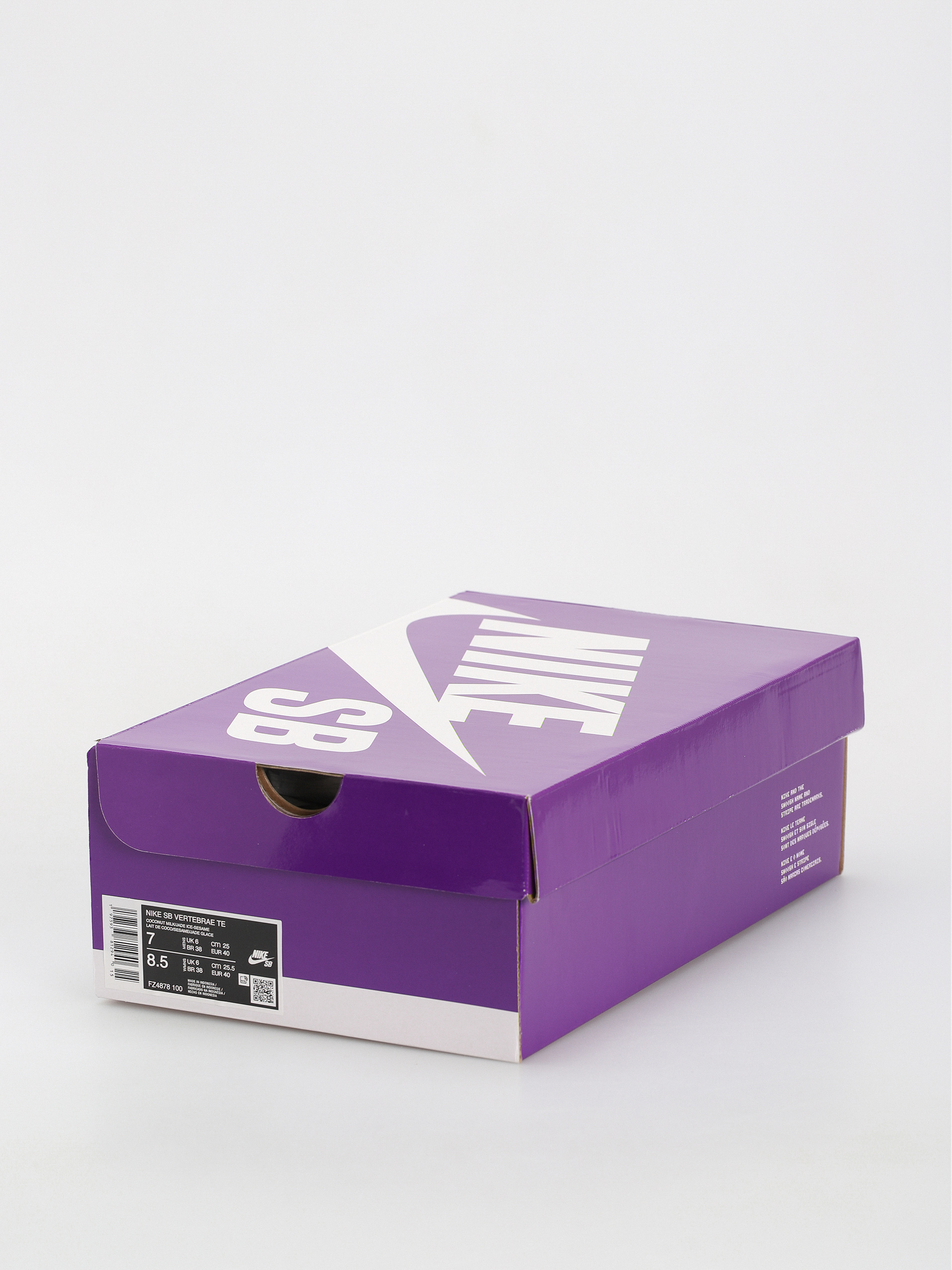 Boty Nike SB Vertebrae Te (coconut milk/jade ice sesame flt gold)