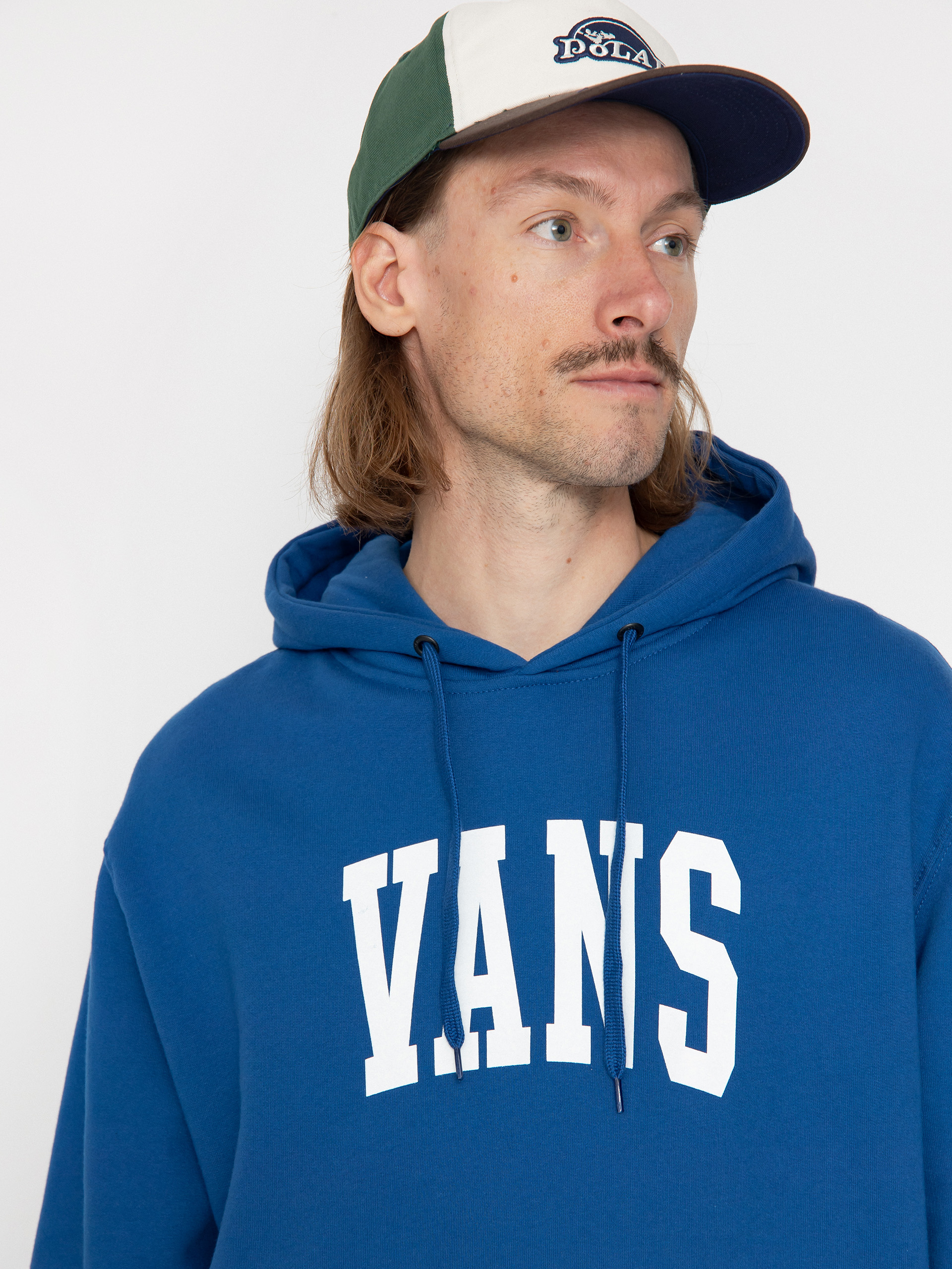 Mikina s kapucí Vans Arched HD (true blue)
