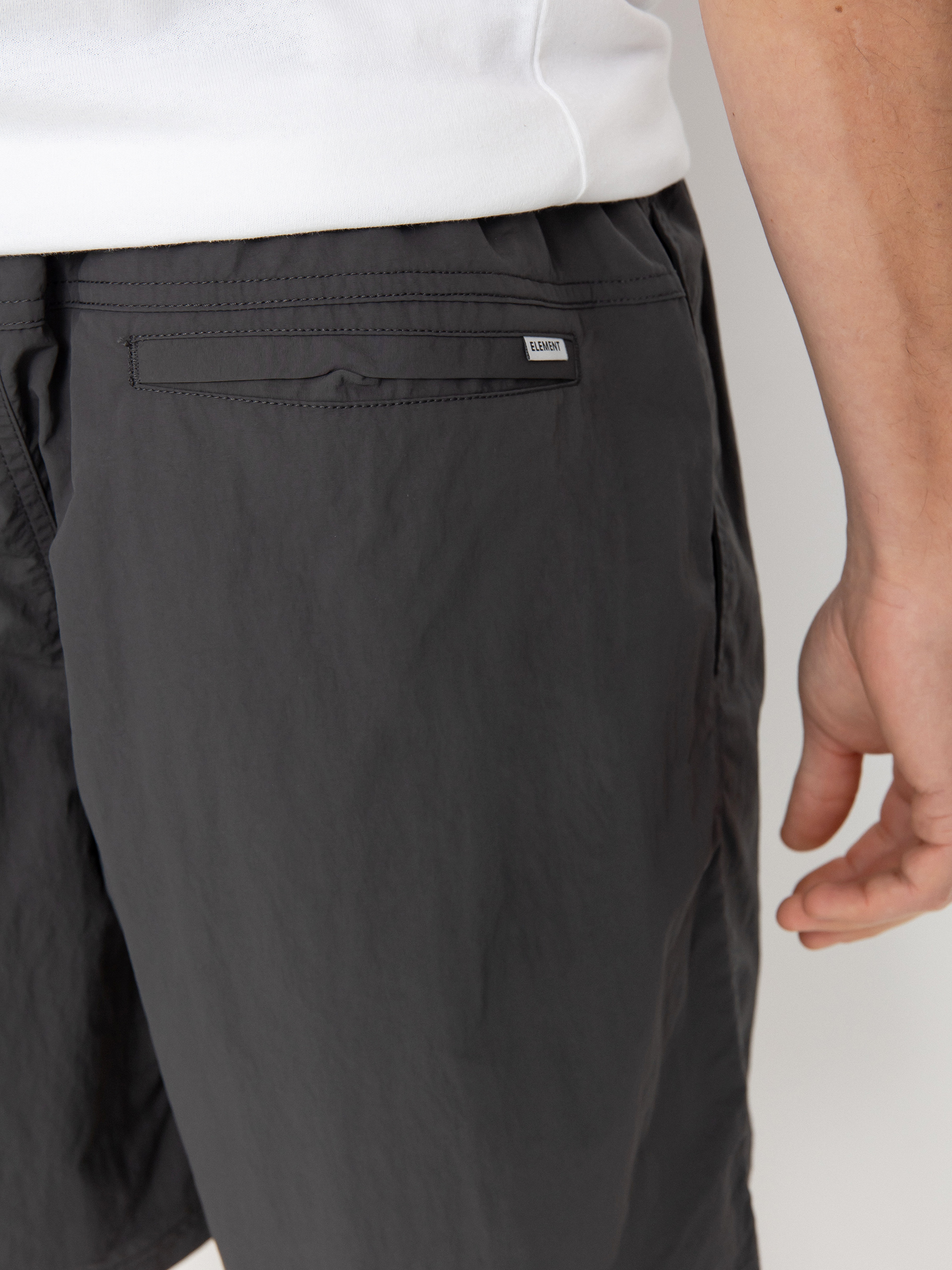 Kraťasy Element Chillin Hybrid (off black)