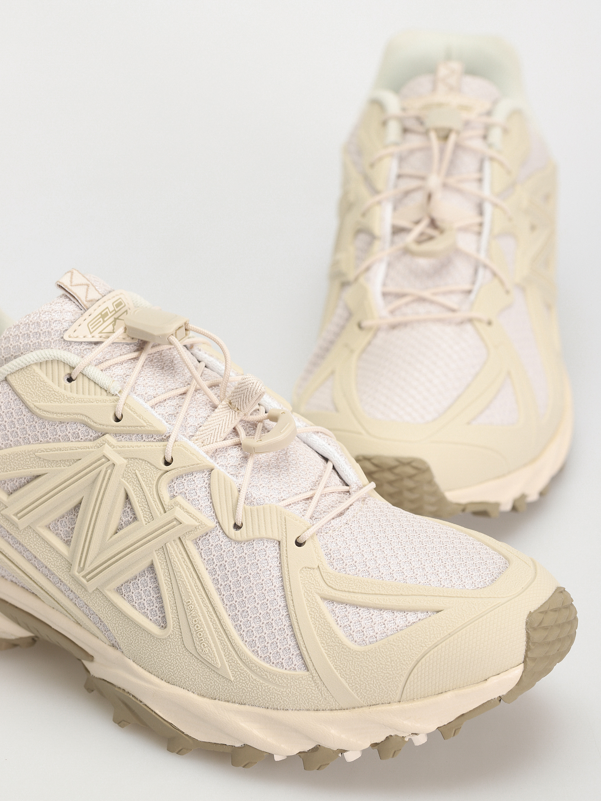 Boty New Balance 610 (beige)